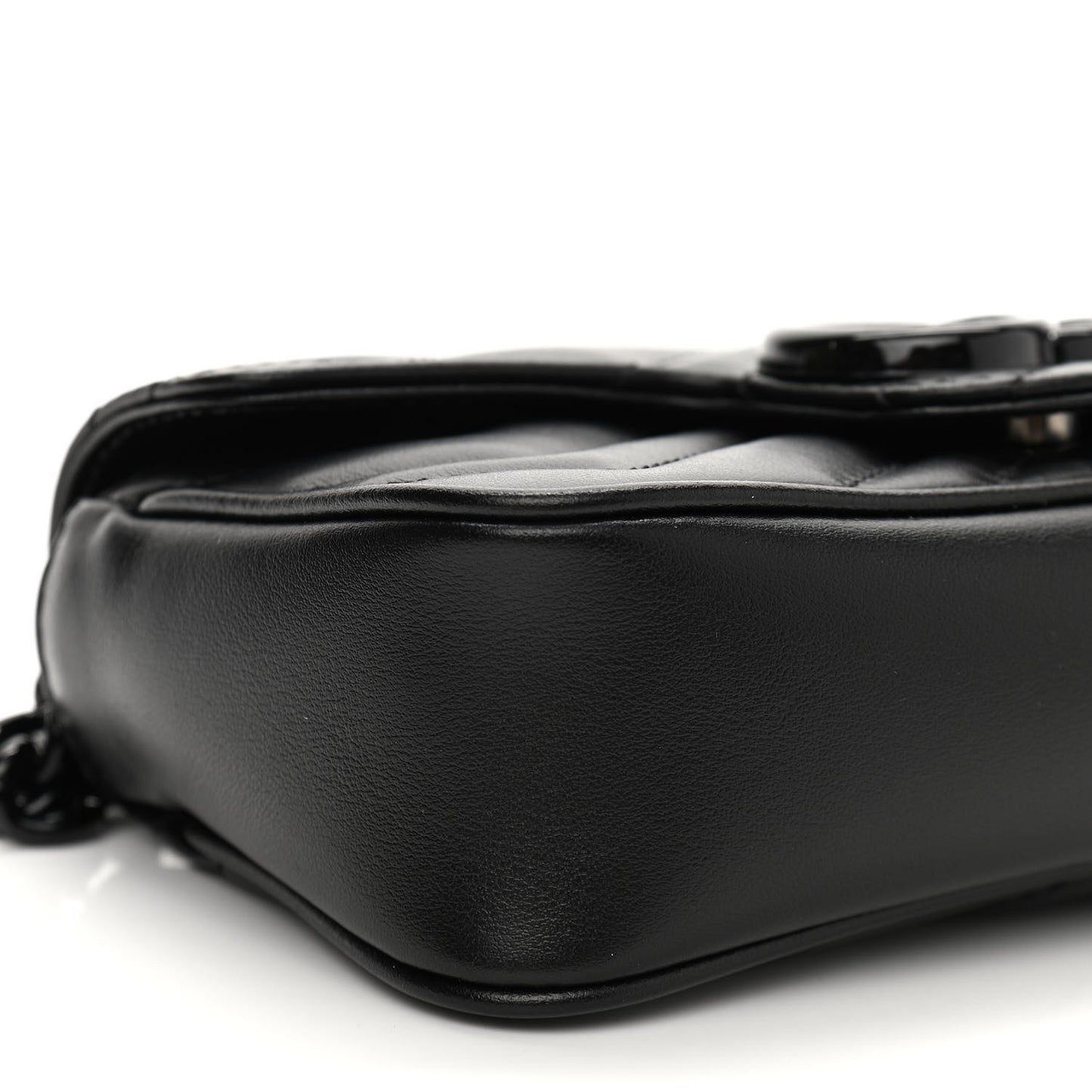 Calfskin Matelasse Monochrome GG Marmont Chain Belt Bag Black