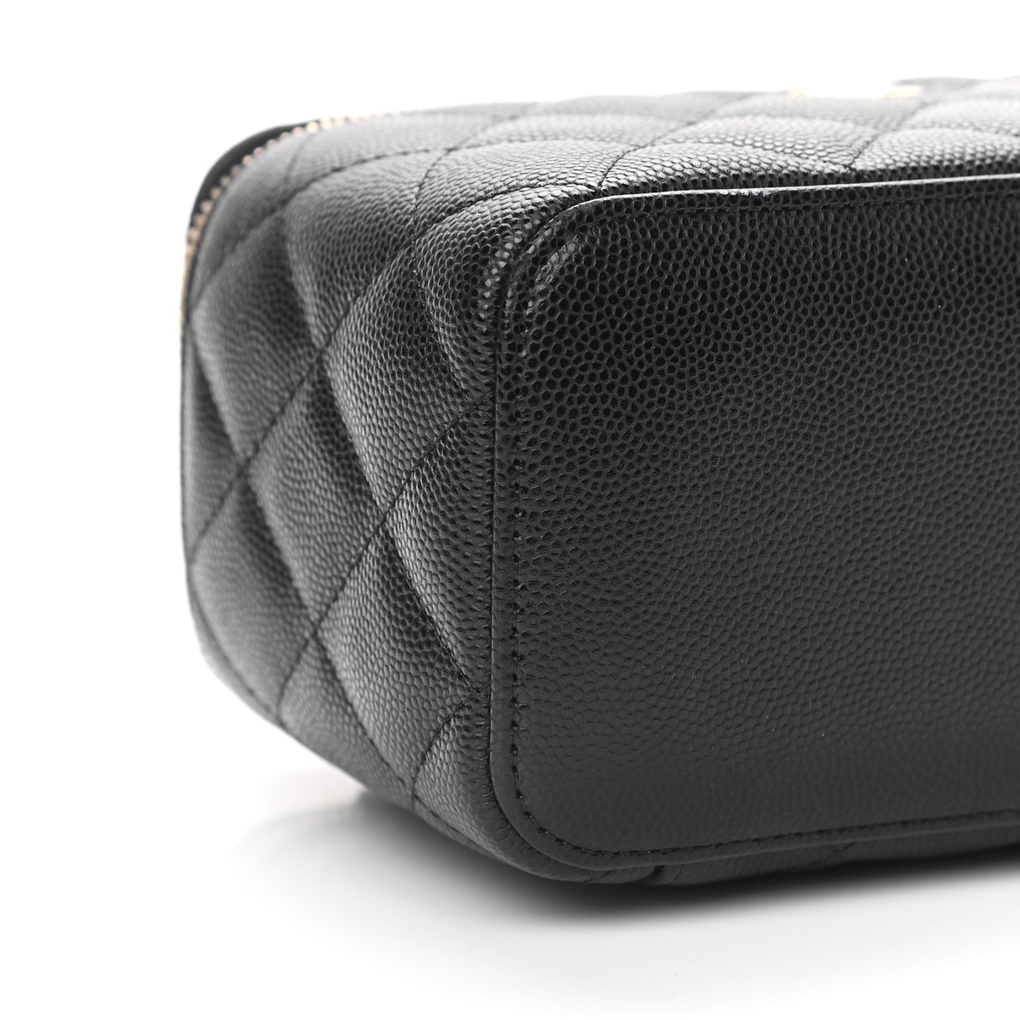 Caviar Quilted Small Vanity Case With Chain Black