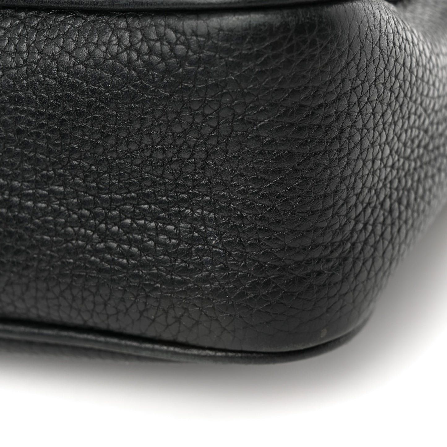 Pebbled Calfskin Small Soho Disco Bag Black