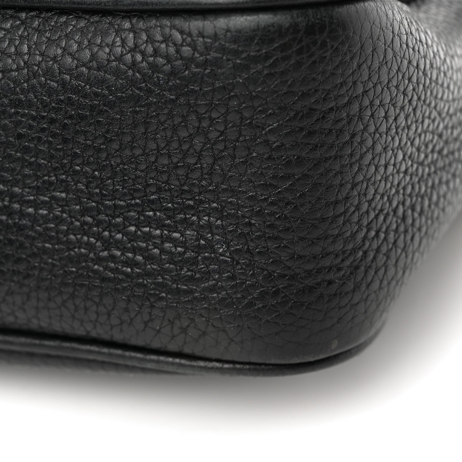 Gucci Pebbled Calfskin Small Soho Disco Bag Black 18 of 19