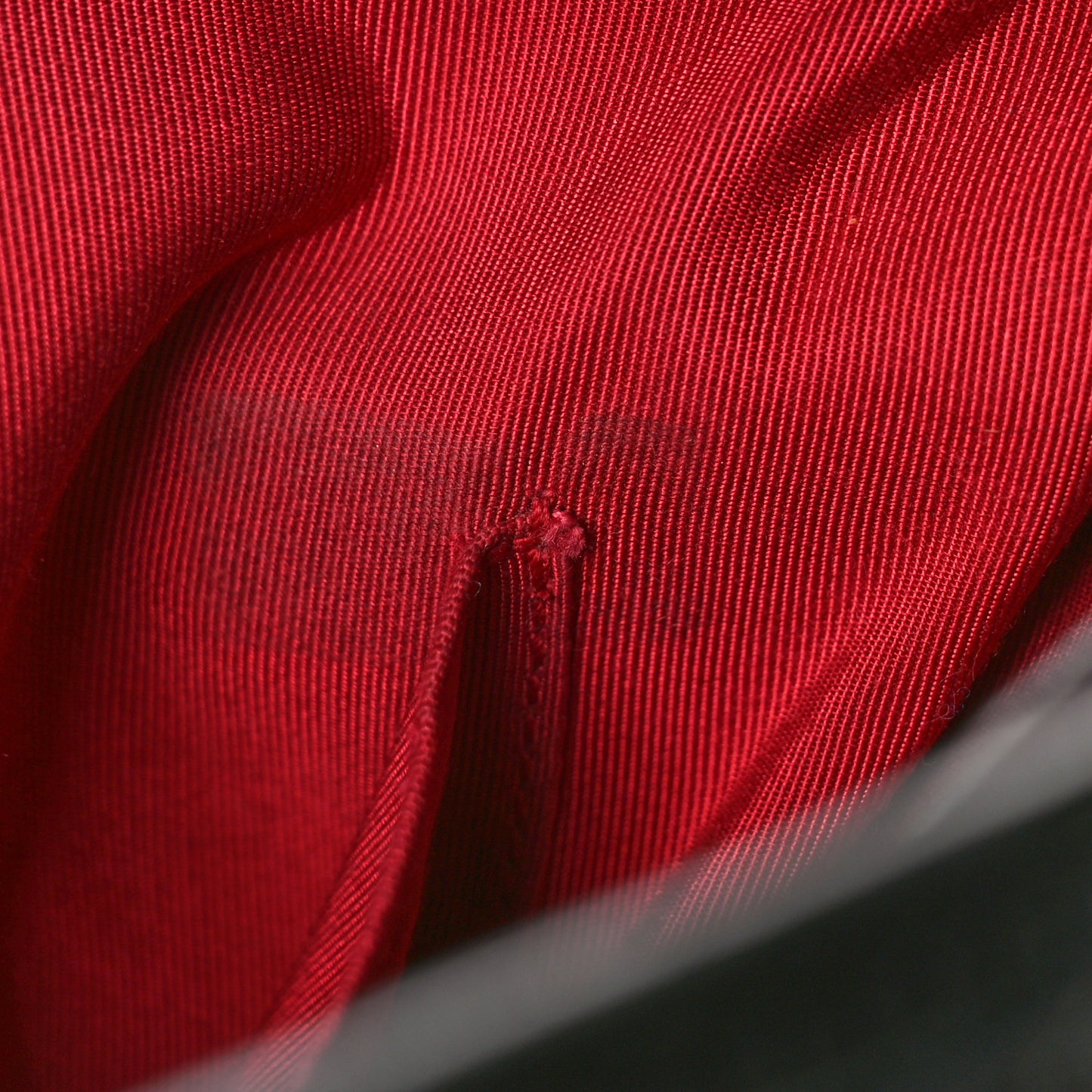 Aged Calfskin Quilted Medium Gabrielle Hobo Black