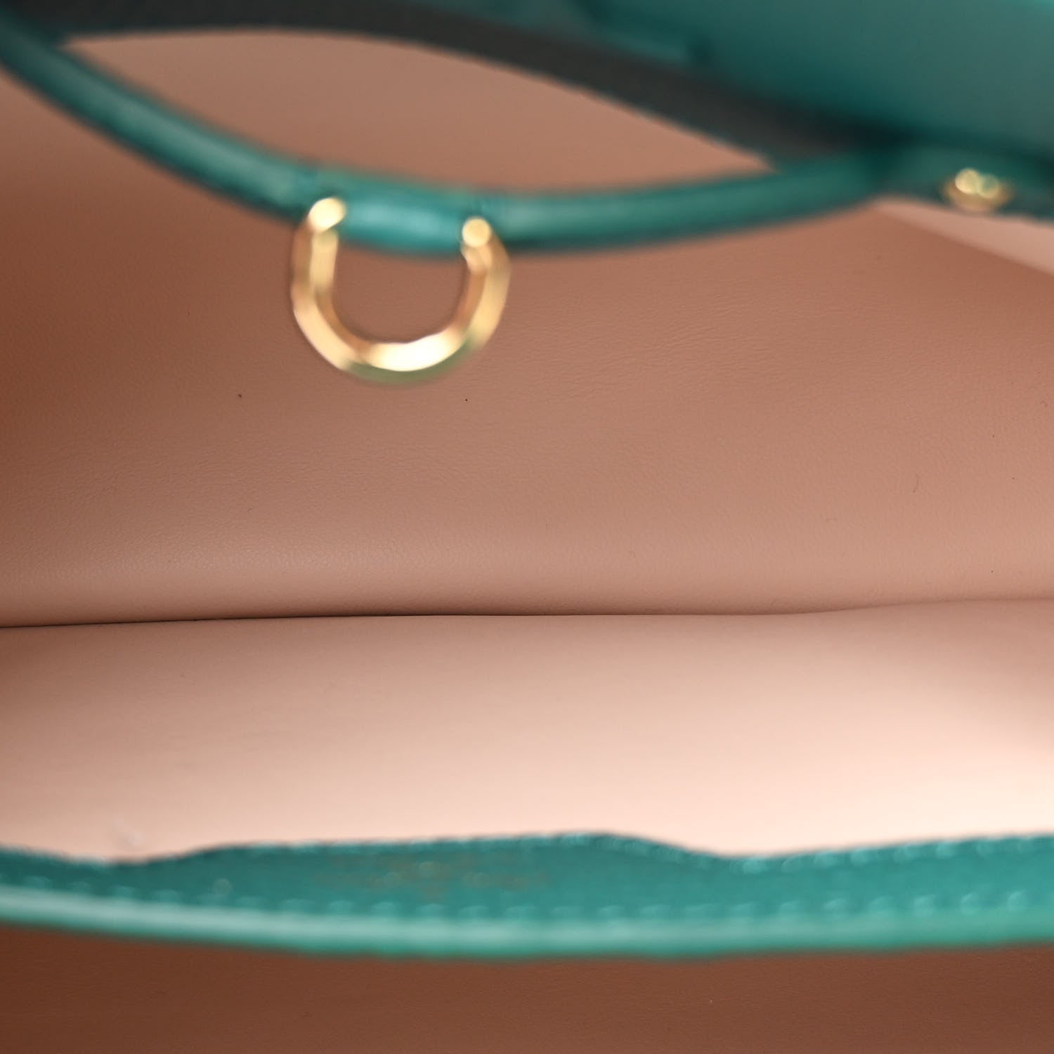 Louis Vuitton Taurillon Capucines BB Vert 5 of 7
