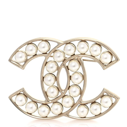 Chanel Pearl CC Brooch Light Gold 1 of 3