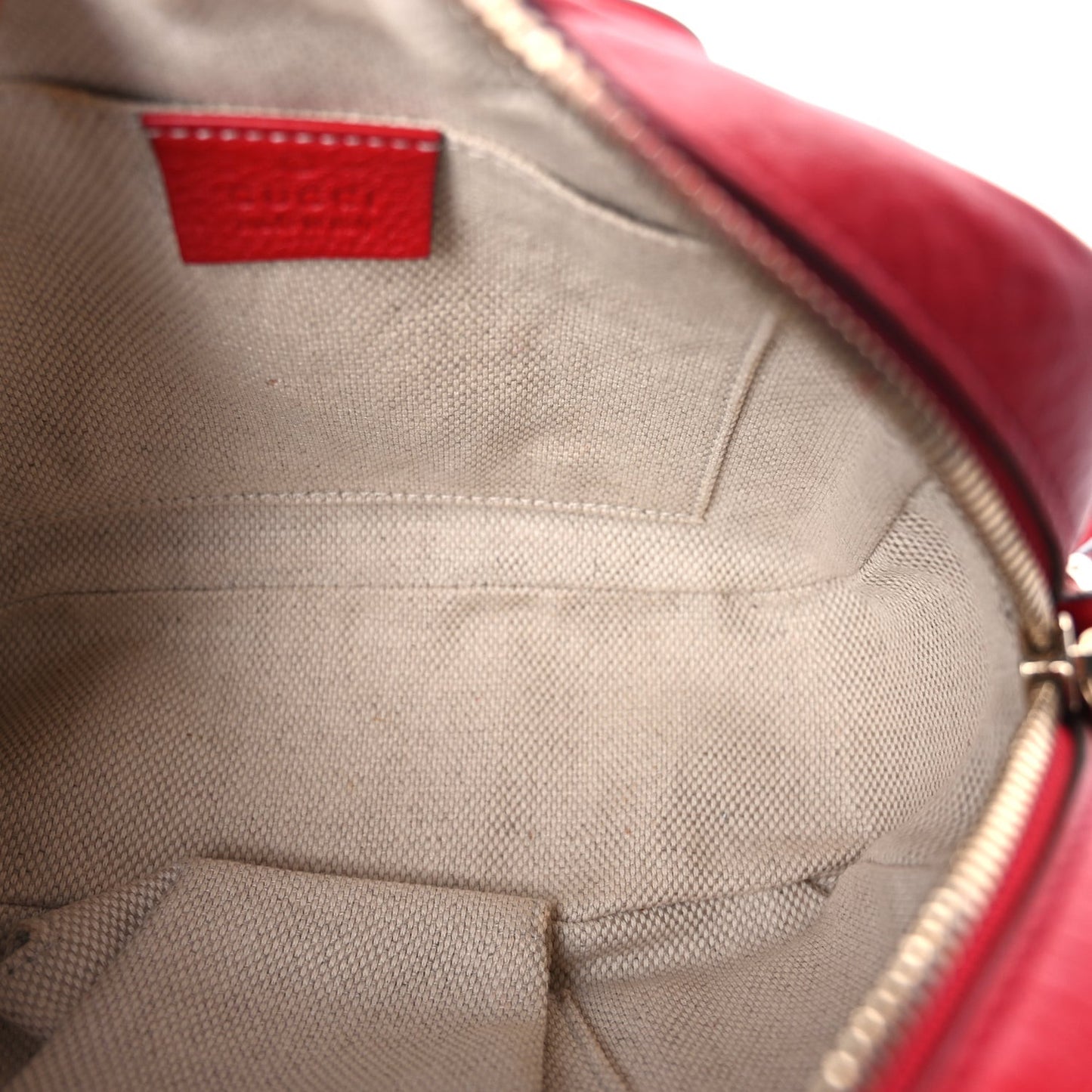 Pebbled Calfskin Small Soho Disco Bag Vibrant Red