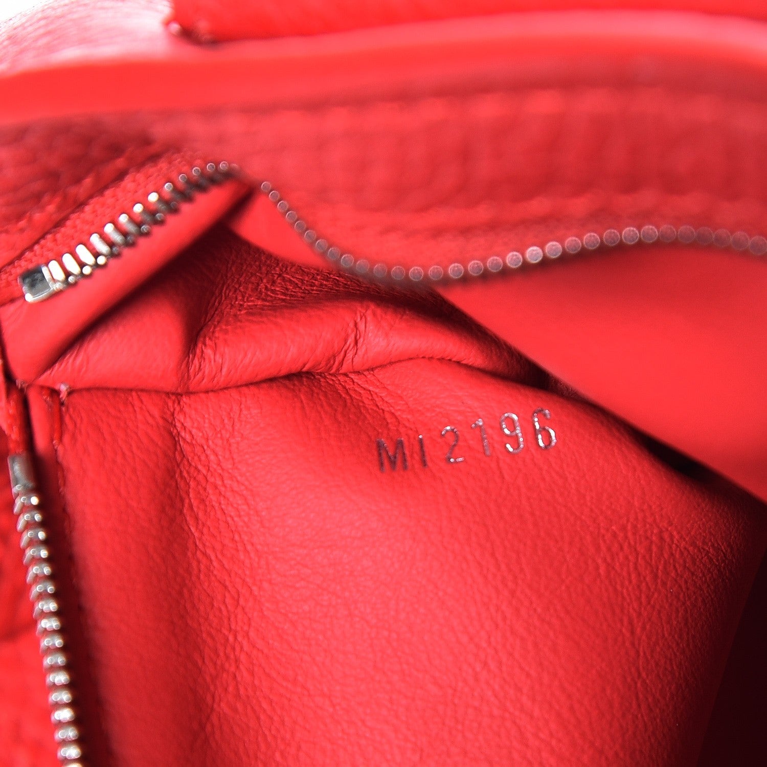 Louis Vuitton Taurillon Python Capucines PM Rubis 8 of 8