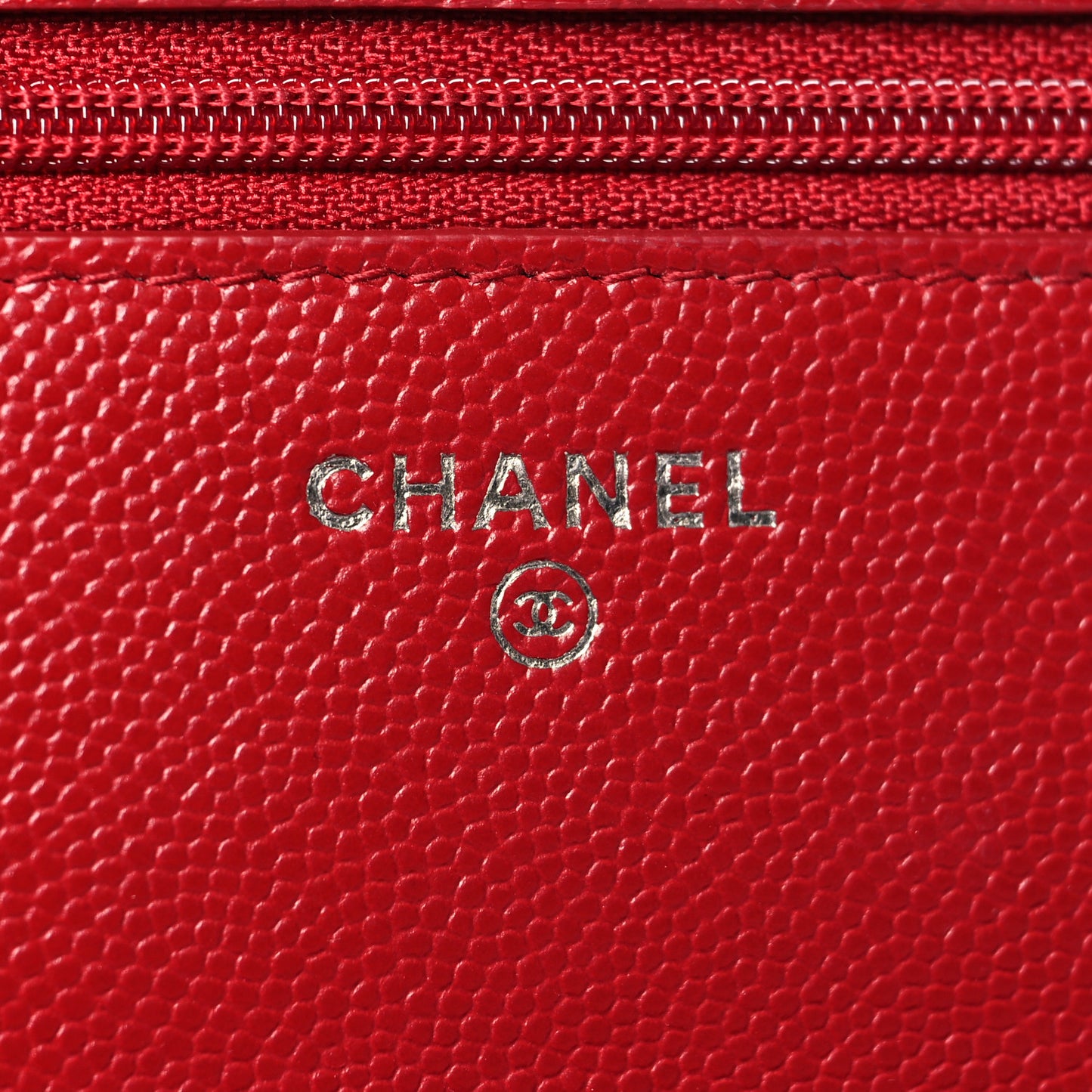 Caviar Quilted Wallet on Chain WOC Red