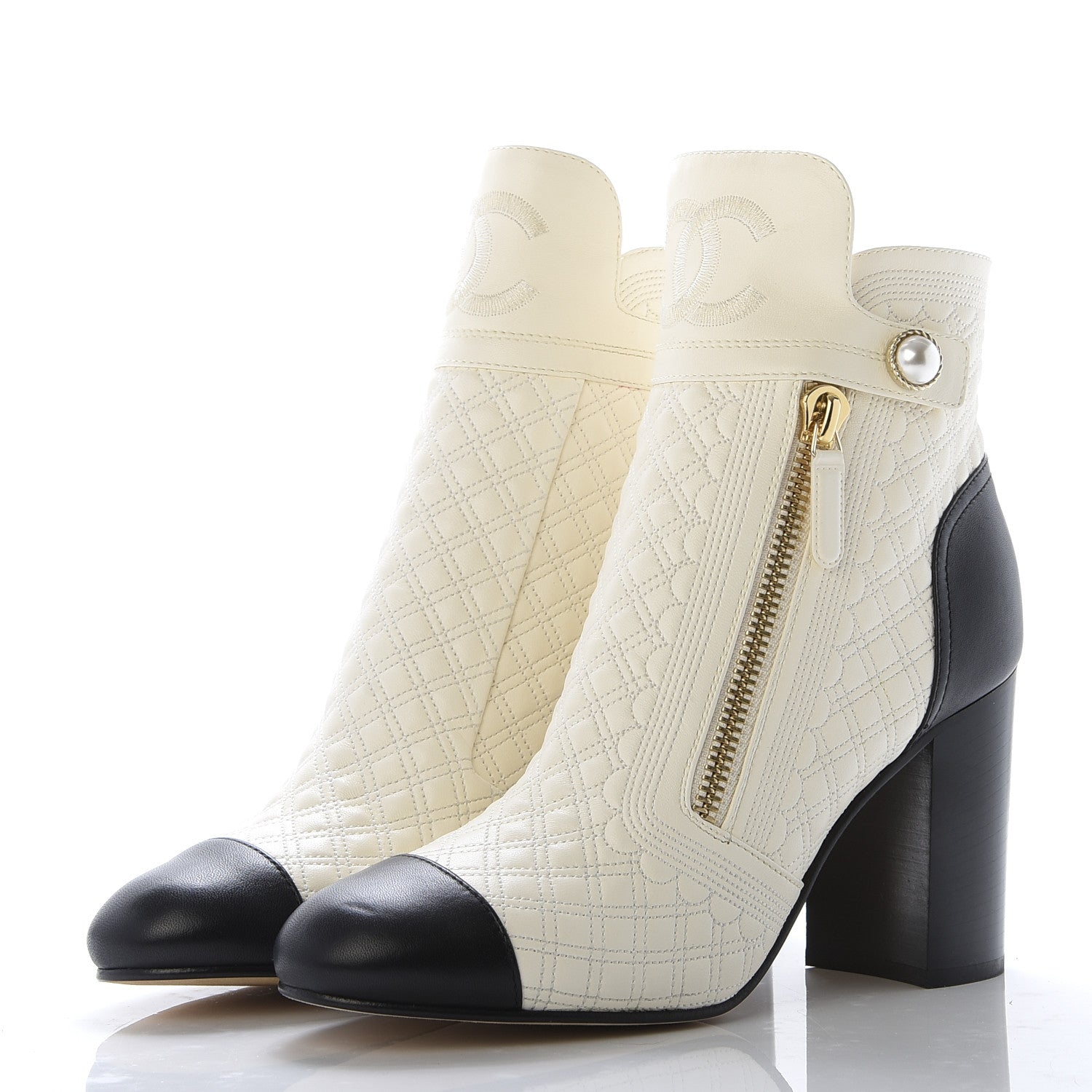 Chanel Lambskin Quilted Pearl CC Cap Toe Short Boot 40 Black Ivory 3 of 9