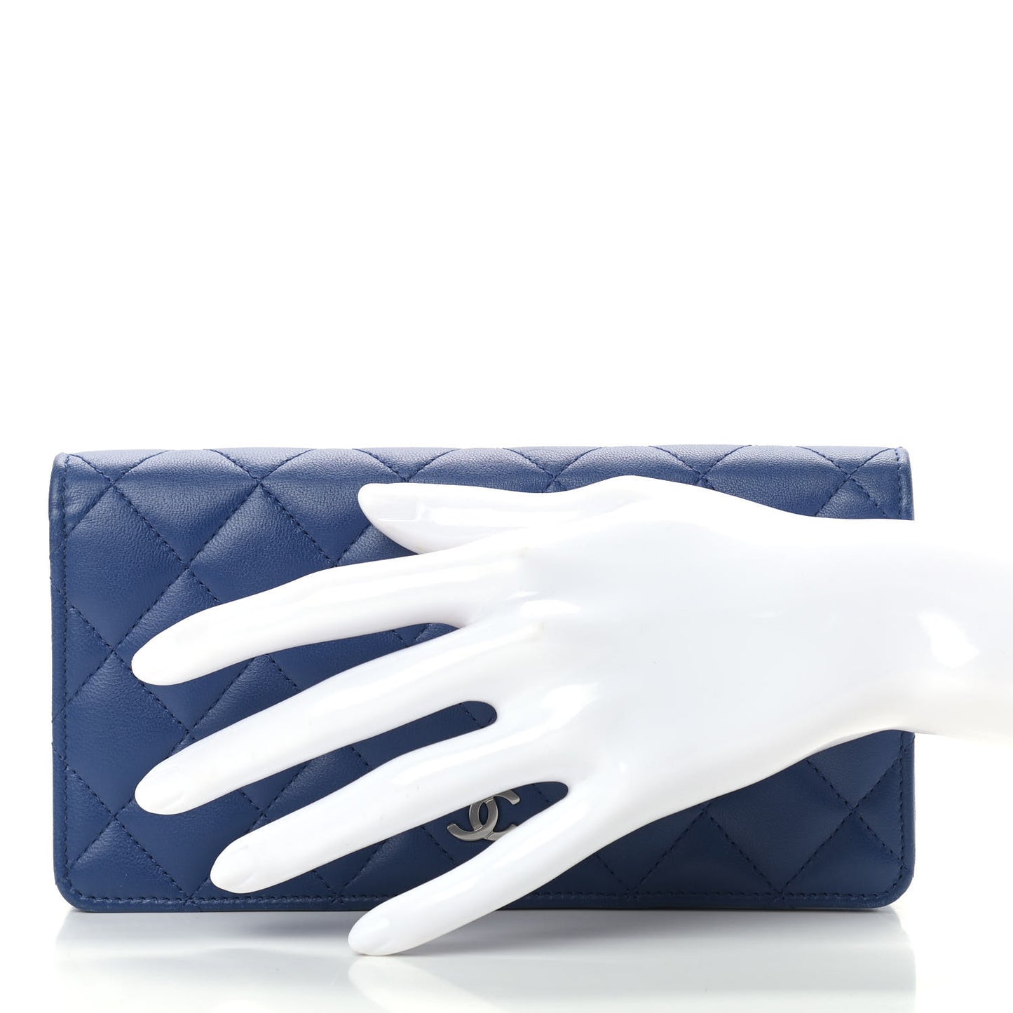 Lambskin Quilted Yen Wallet Dark Blue