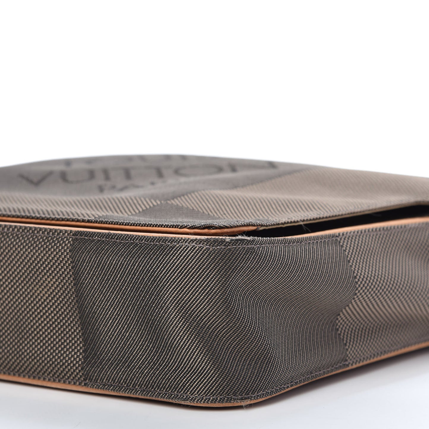 Damier Geant Messenger Bag Sable