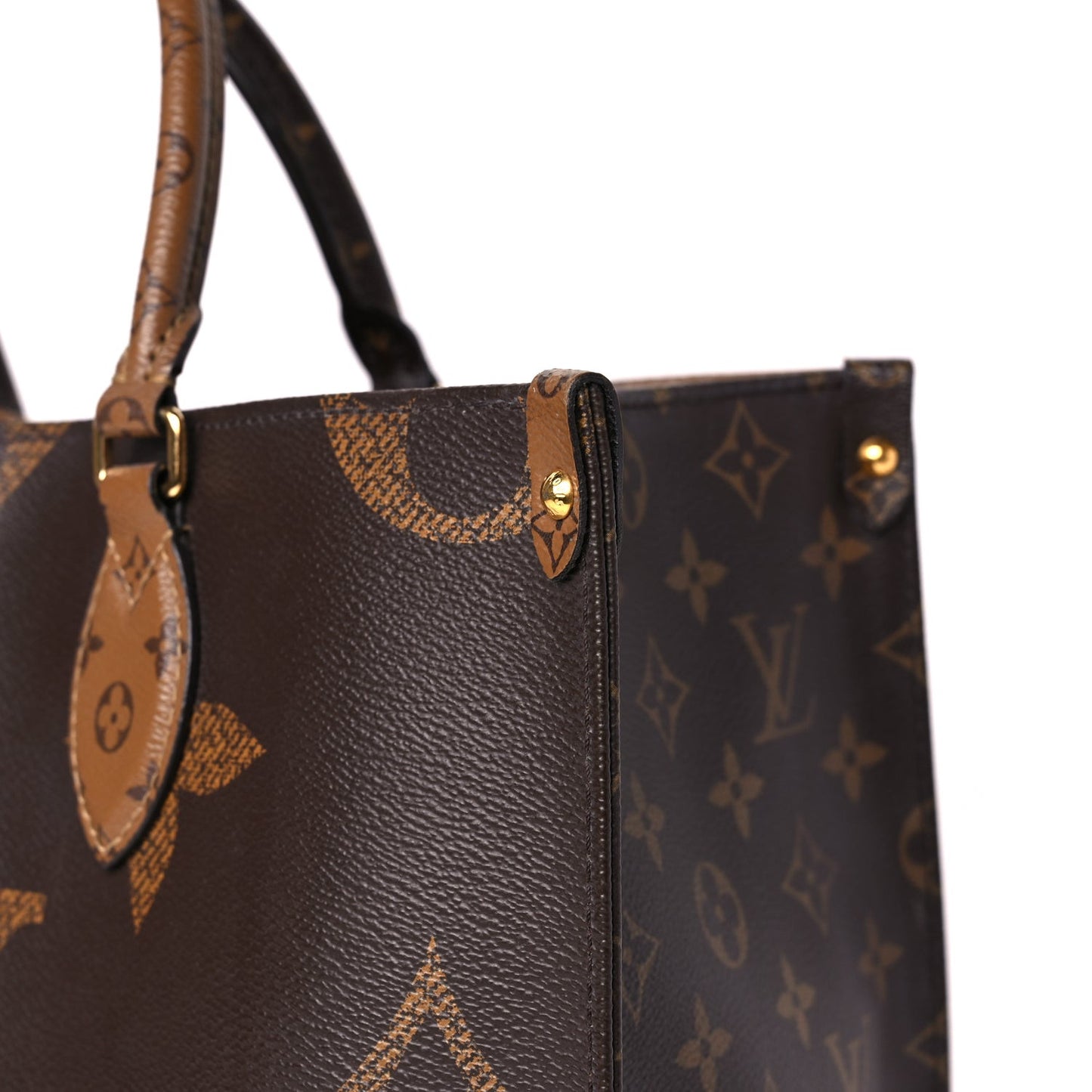 Reverse Monogram Giant Onthego MM