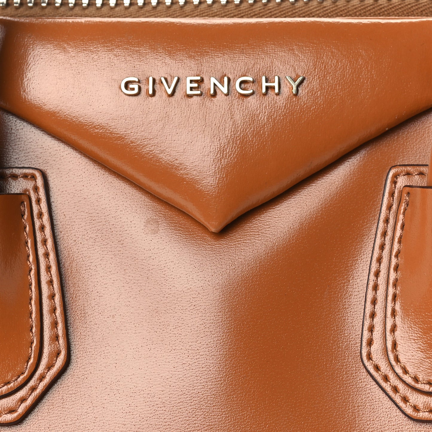 Shiny Lord Calfskin Small Antigona Camel
