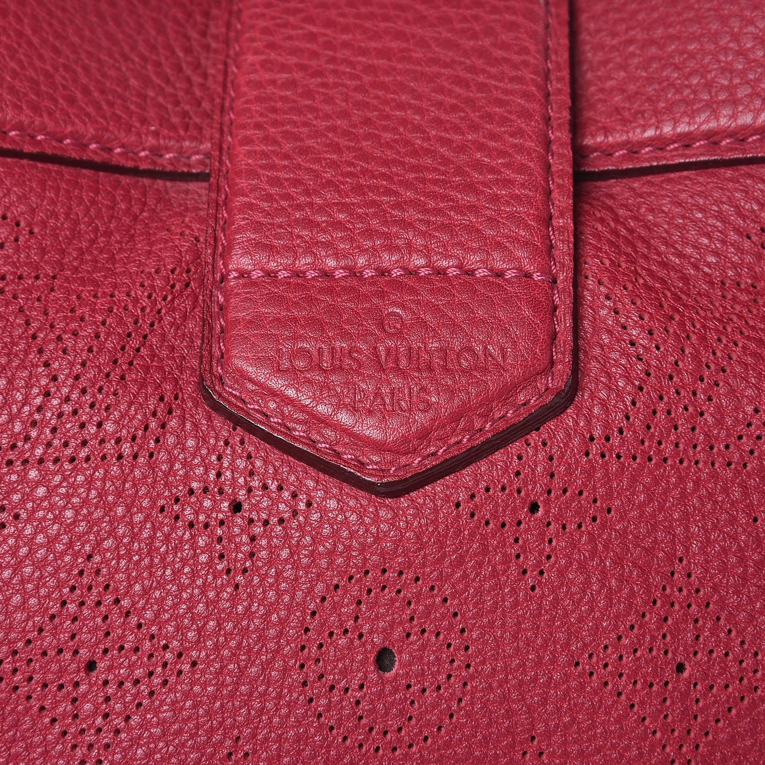 Louis Vuitton Mahina Cirrus PM Grenat 8 of 8