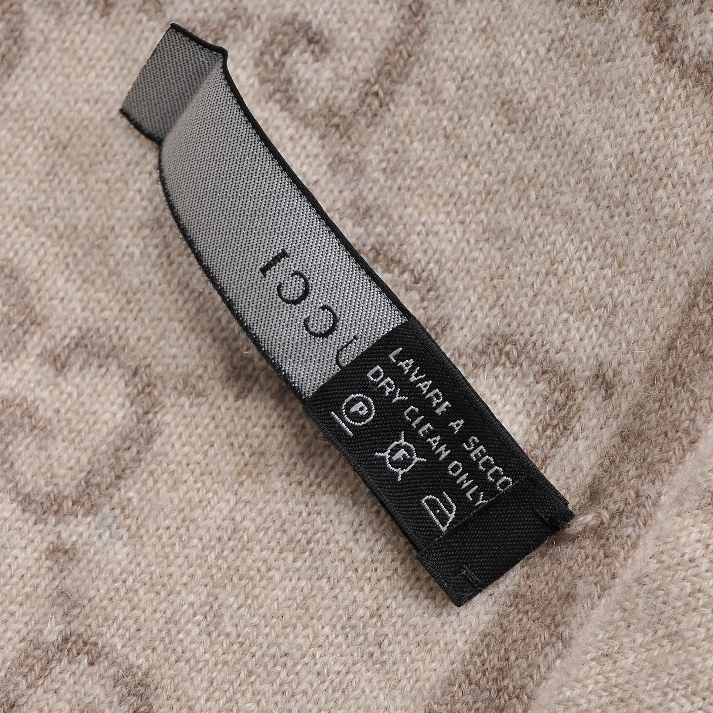 Cashmere Monogram Scarf Beige