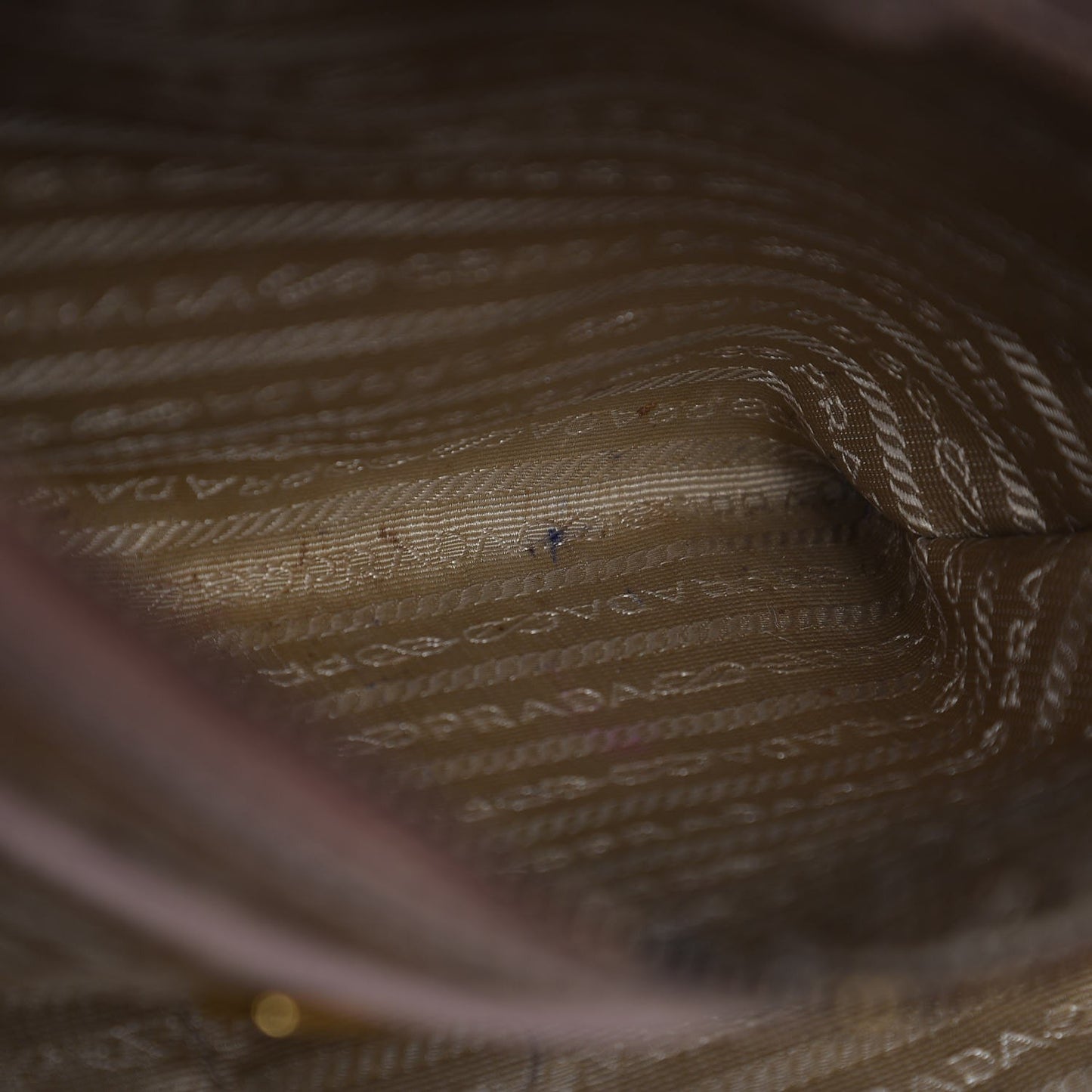 Saffiano Lux Large Tote Cammeo