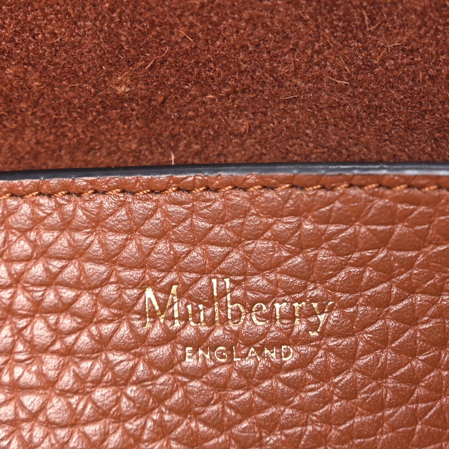 Heavy Grain Medium Alexa Chestnut