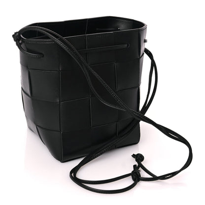 Bottega Veneta Nappa Maxi Intrecciato Cassette Bucket Bag Black 2 of 8