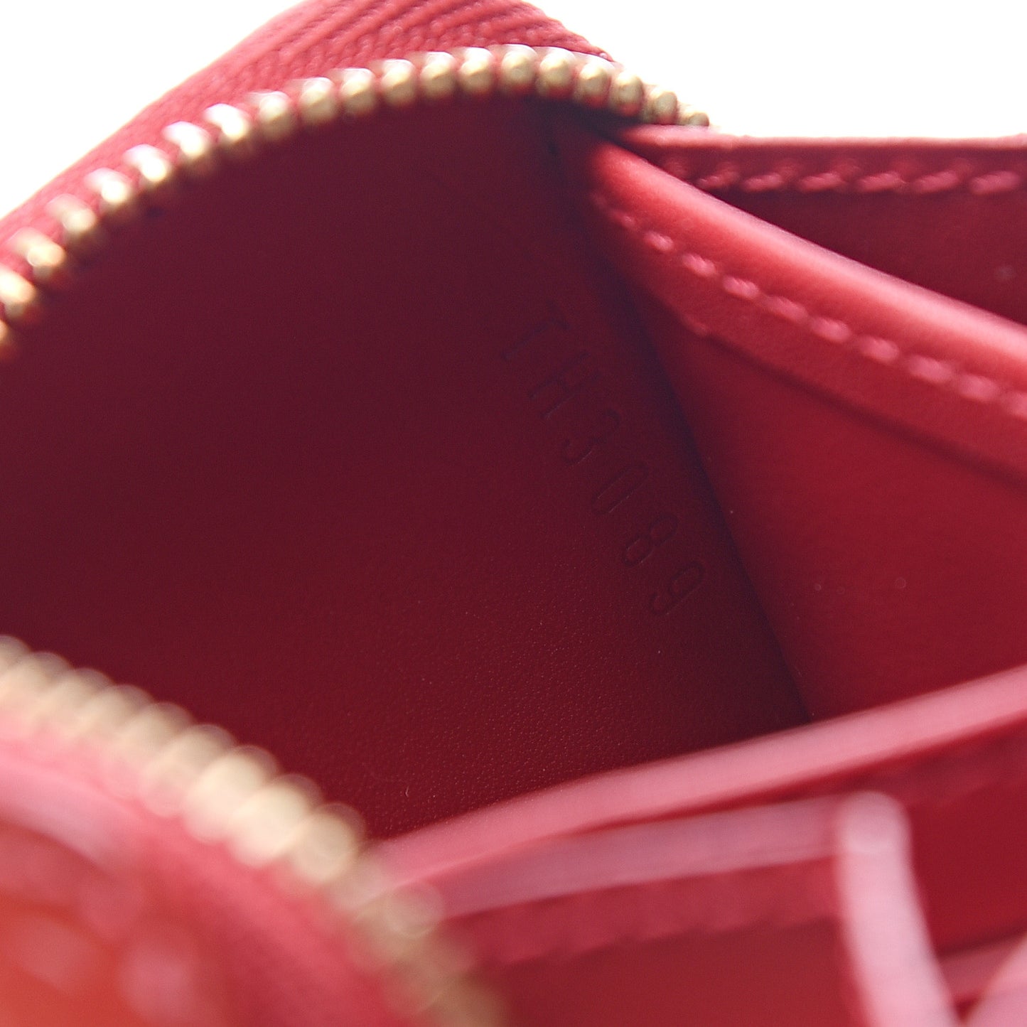 Vernis Zippy Coin Purse Pomme D'Amour