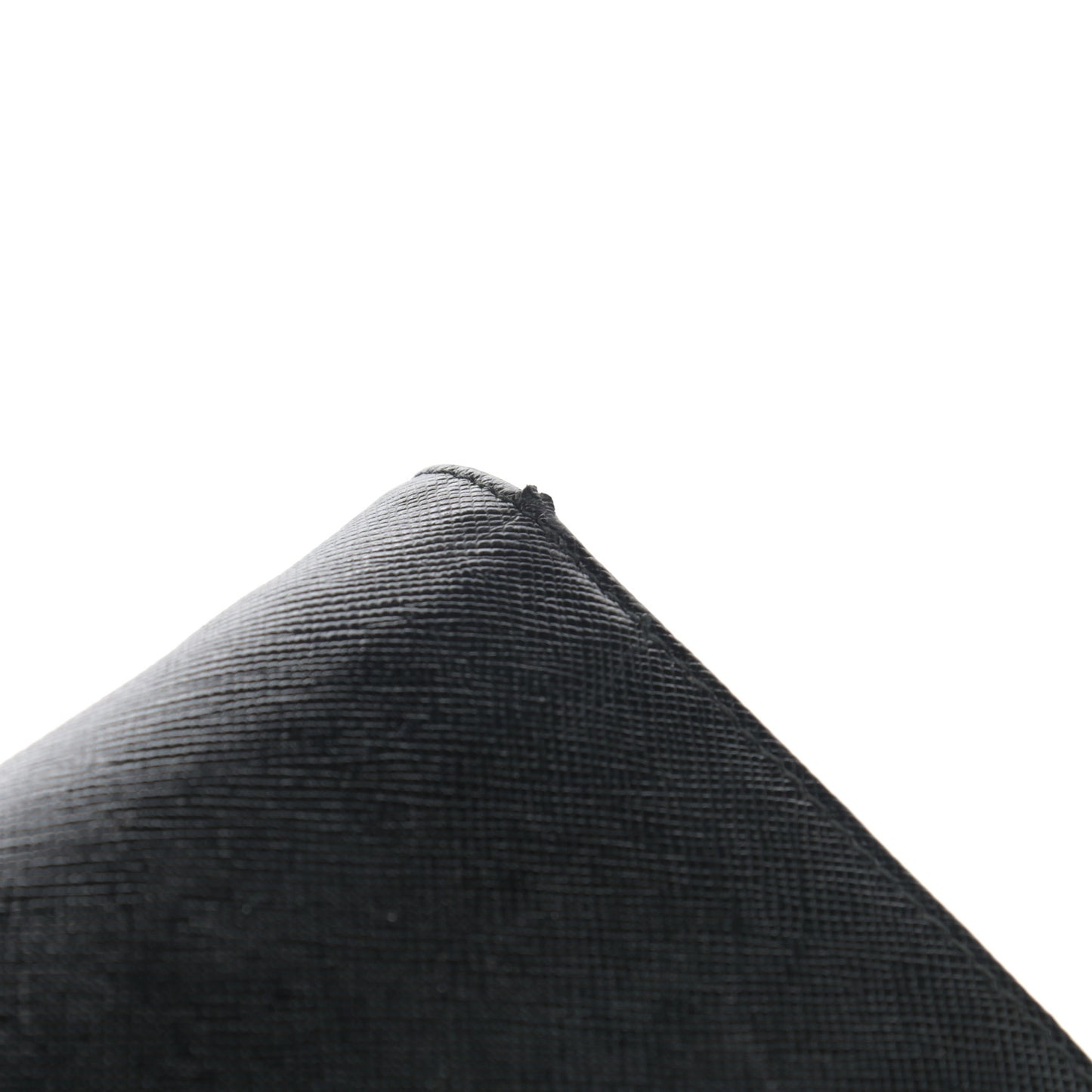 Saffiano Metal Oro Chain Wallet Black