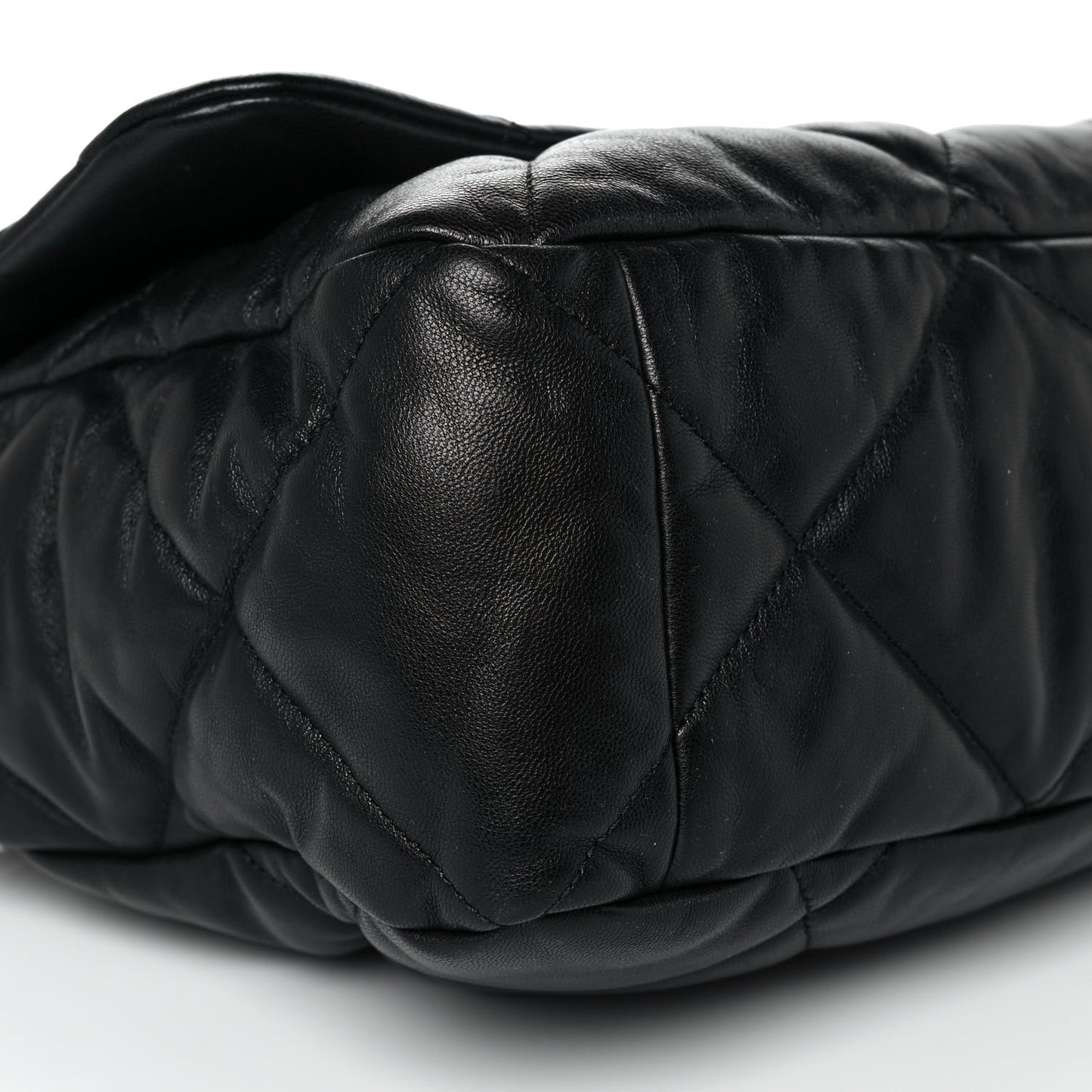 Goatskin Quilted Maxi Chanel 19 Flap Black