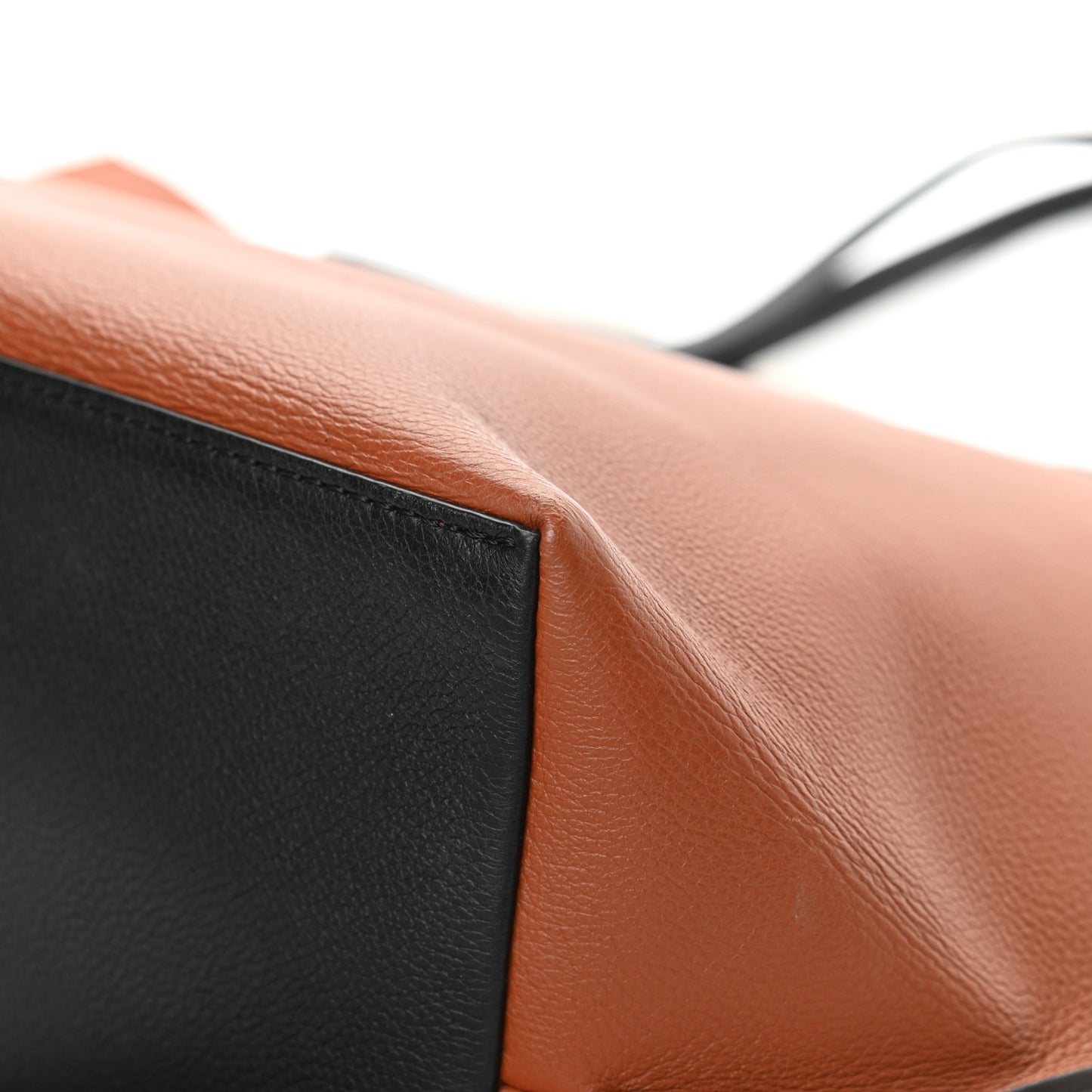 Calfskin Lockme Go Tote Caramel Creme Black