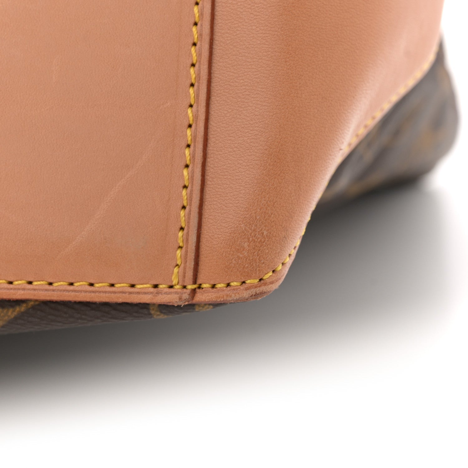 Louis Vuitton Monogram Cabas Mezzo 12 of 13