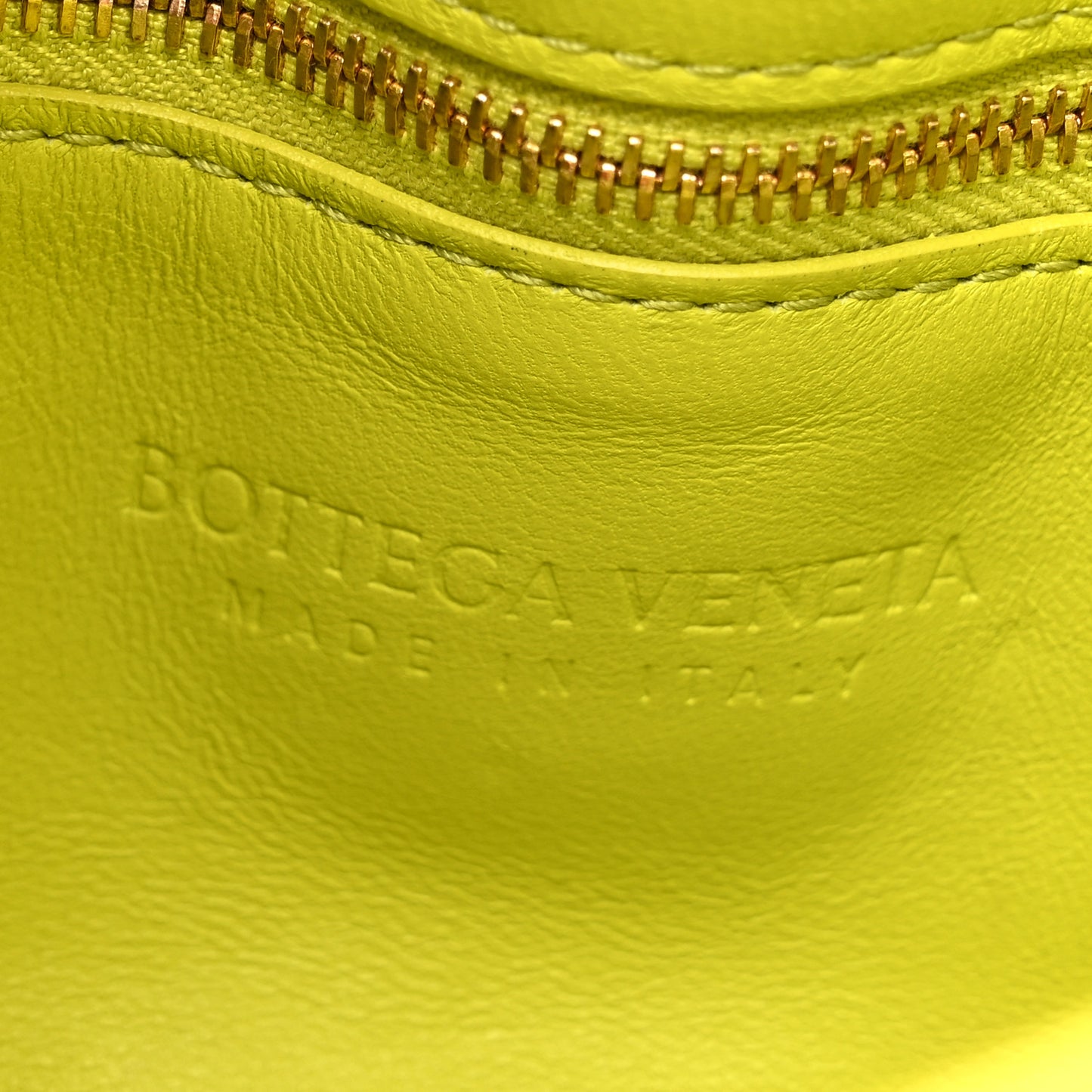 Nappa Maxi Intreccio Padded Cassette Crossbody Bag Kiwi