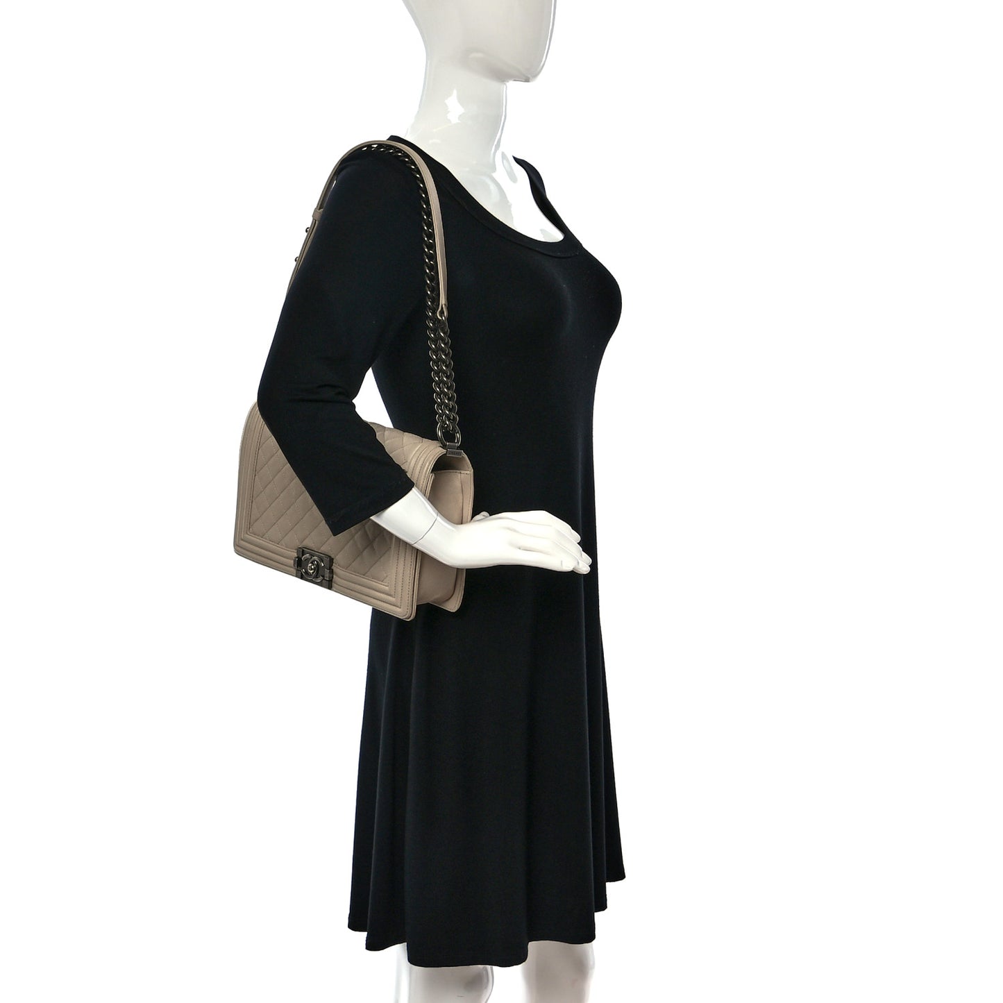 Caviar Quilted New Medium Boy Flap Beige