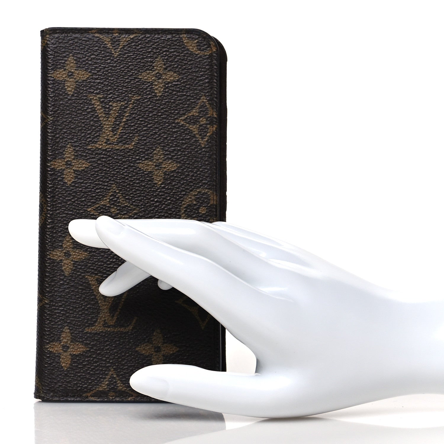 Louis Vuitton Monogram iPhone 6 Plus Folio Case 2 of 7