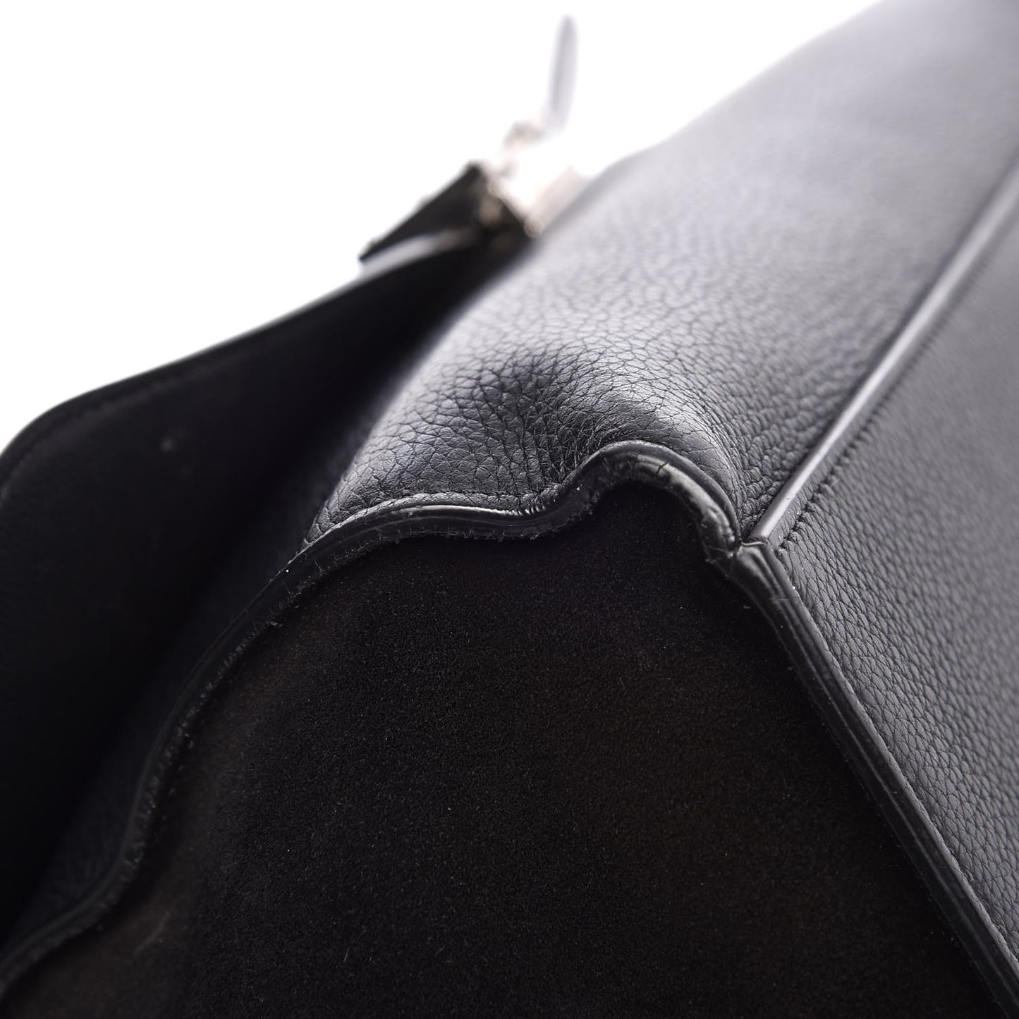 Drummed Calfskin Suede Large Trapeze Black