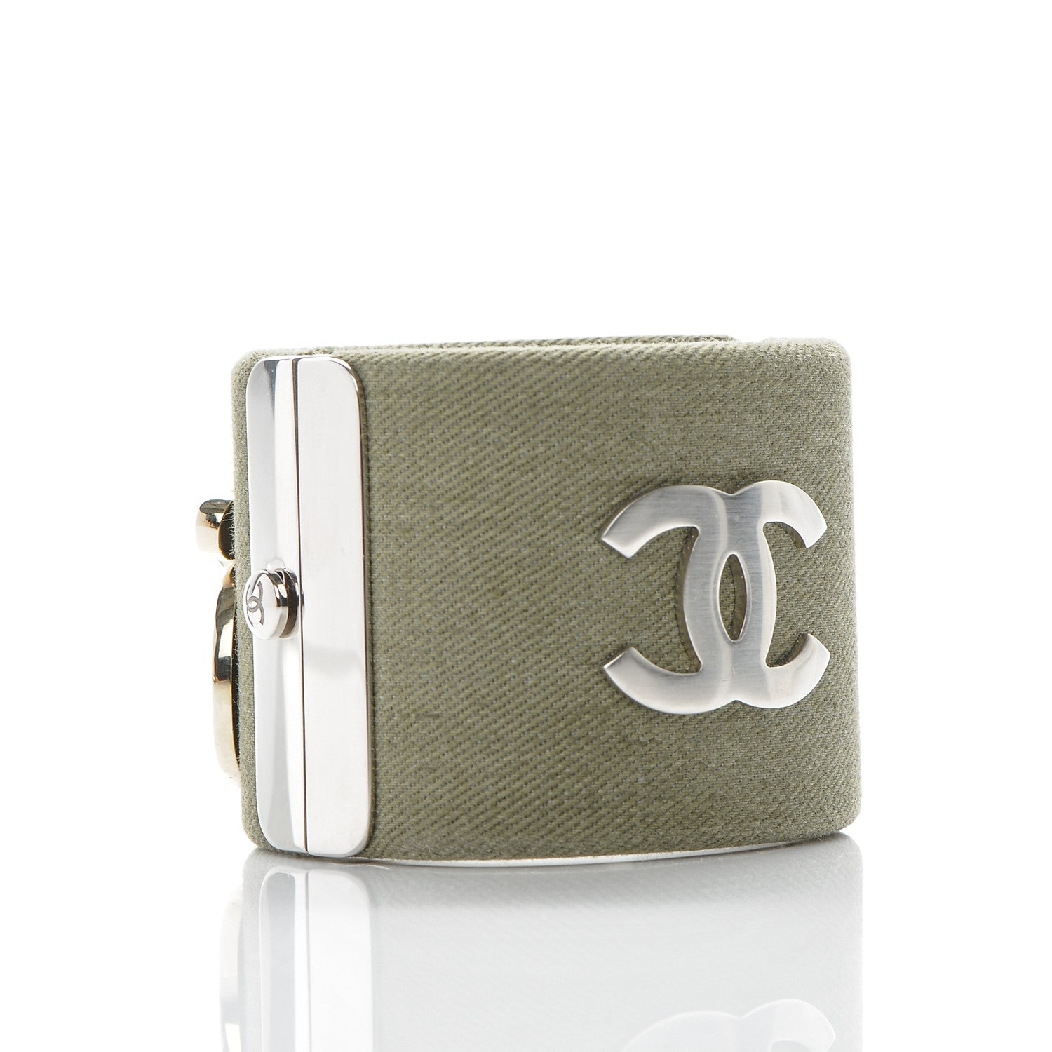 Chanel Canvas Pearl Enamel CC Cuff Green 3 of 5