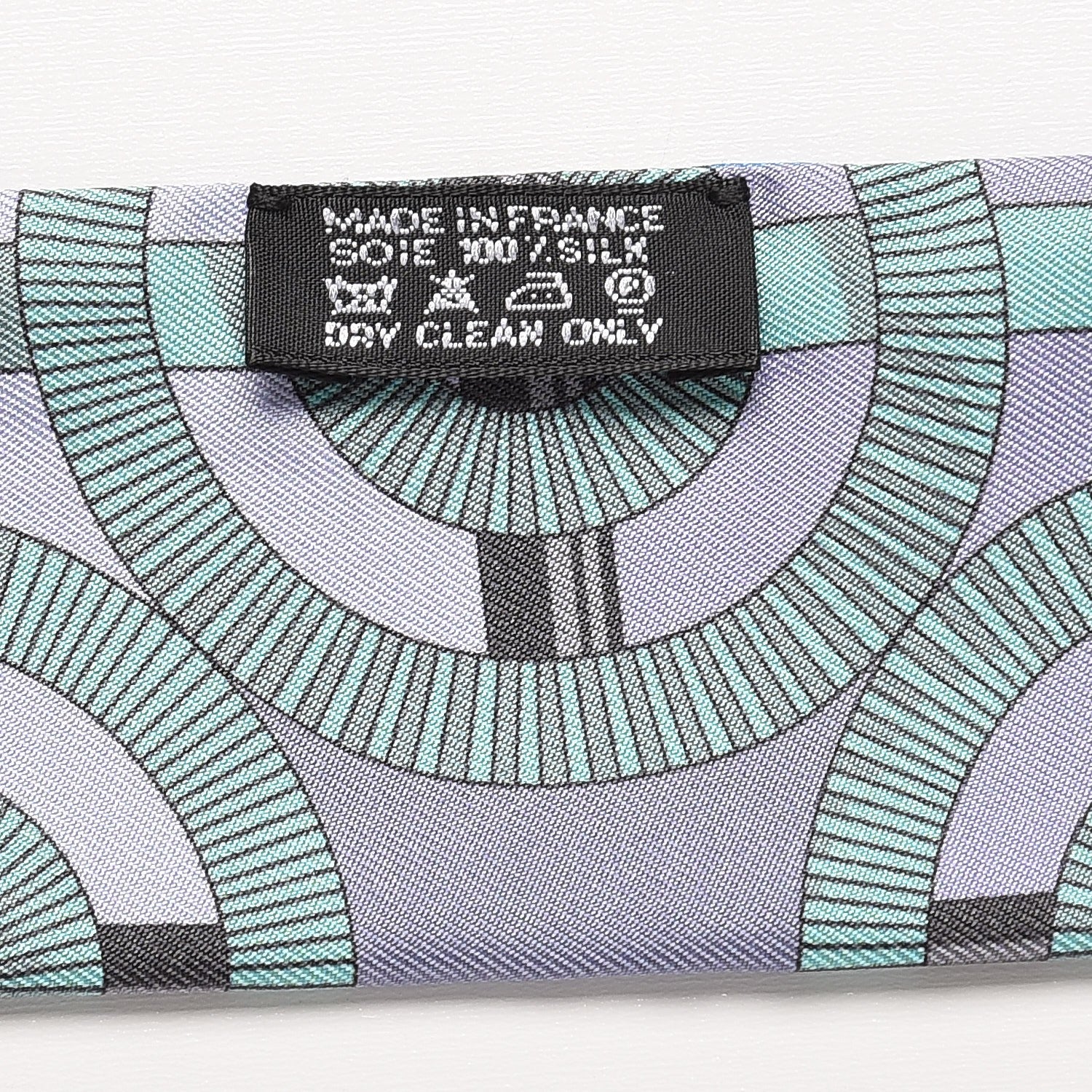 Hermes Silk Eperon d'Or Twilly 4 of 4