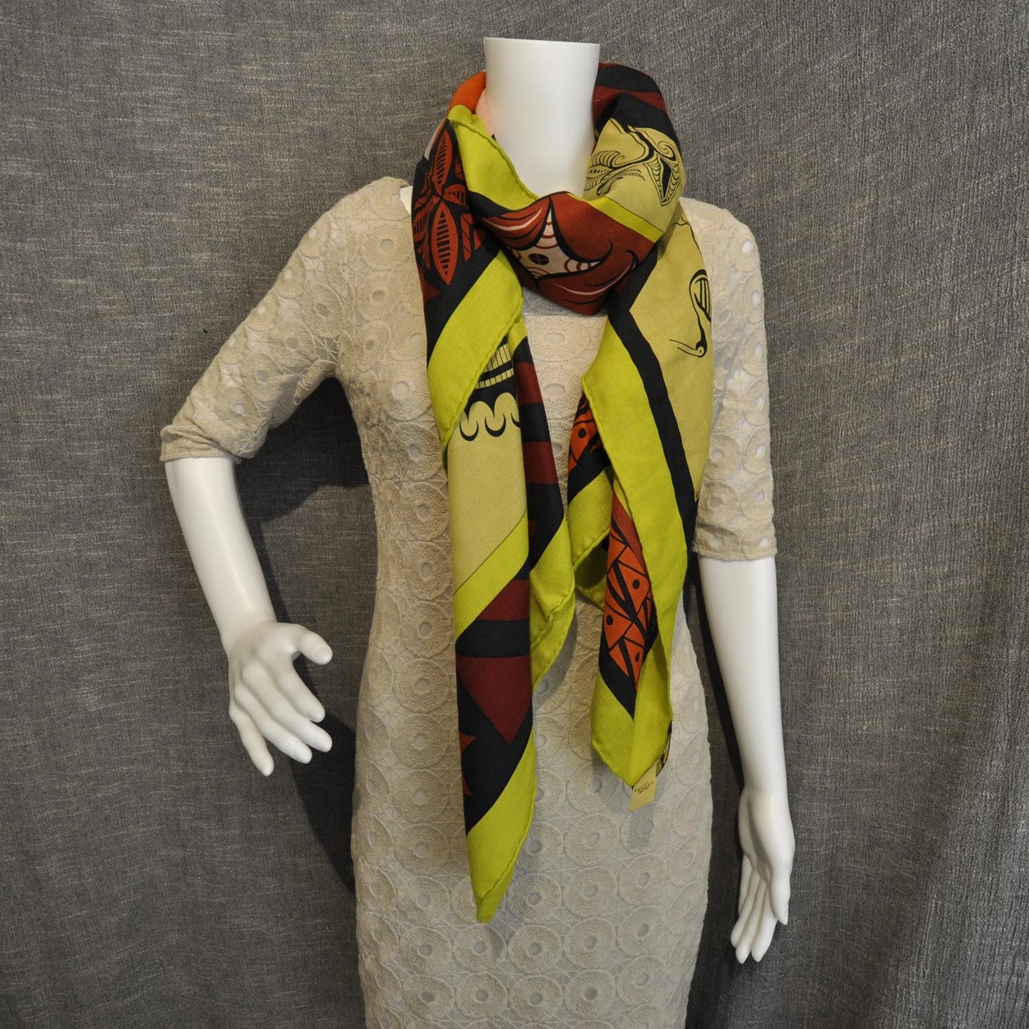 Cashmere Silk Geometrie Cretoise Shawl 140