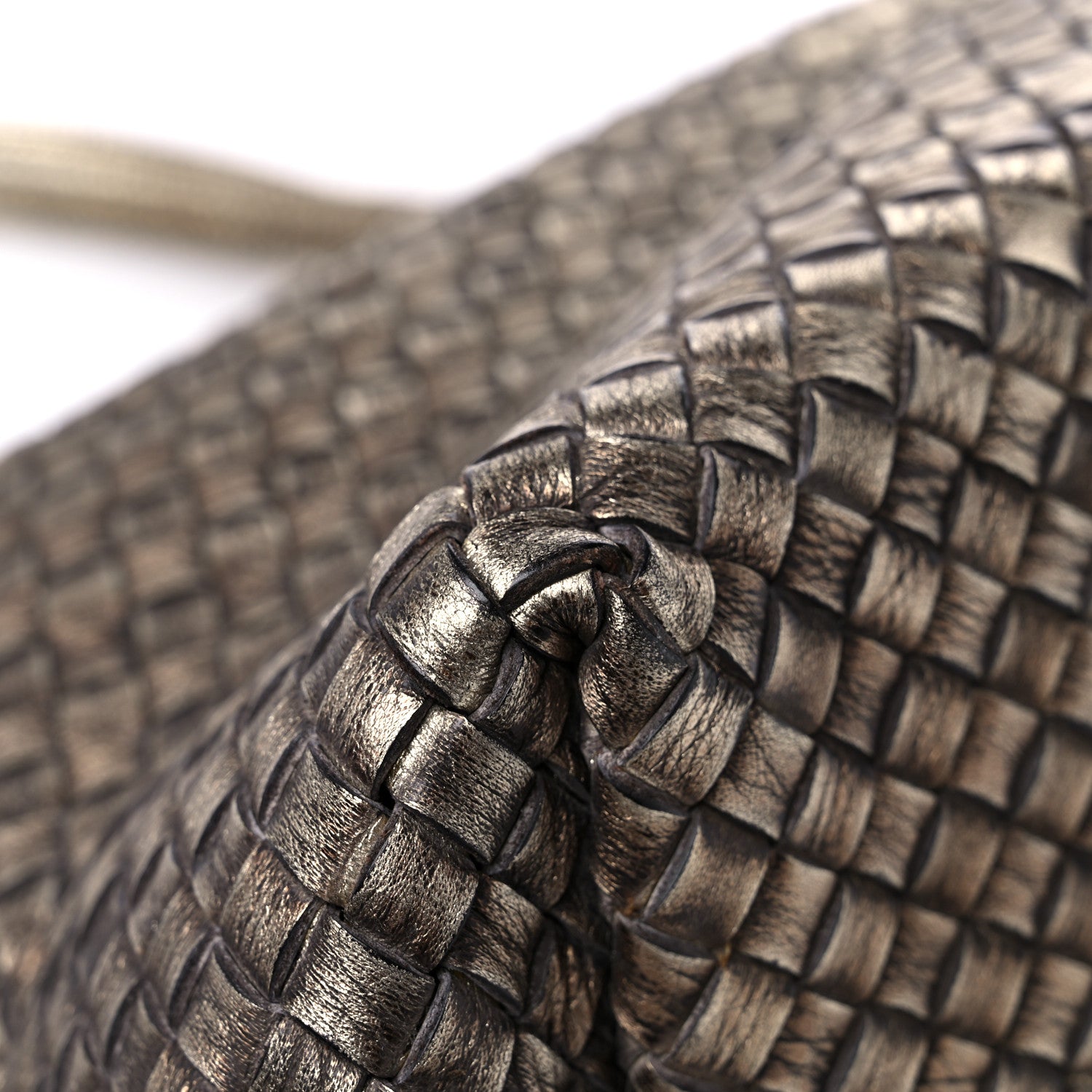 Bottega Veneta Intrecciato Medium Cabat Platino Ossidato 10 of 12