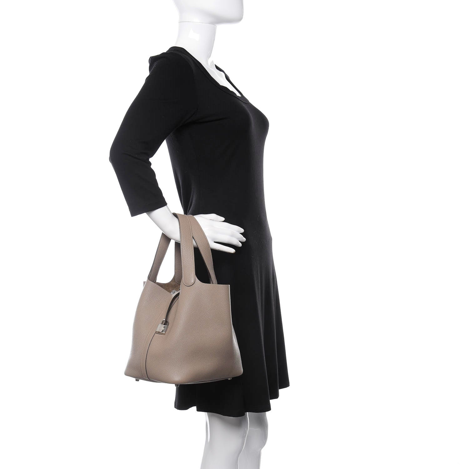 Hermes Taurillon Clemence Picotin Lock 22 MM Gris Asphalte 2 of 12