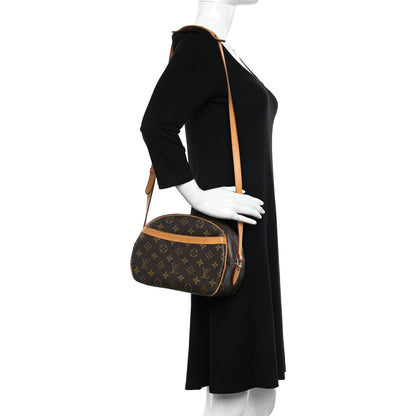 Louis Vuitton Monogram Blois 2 of 11