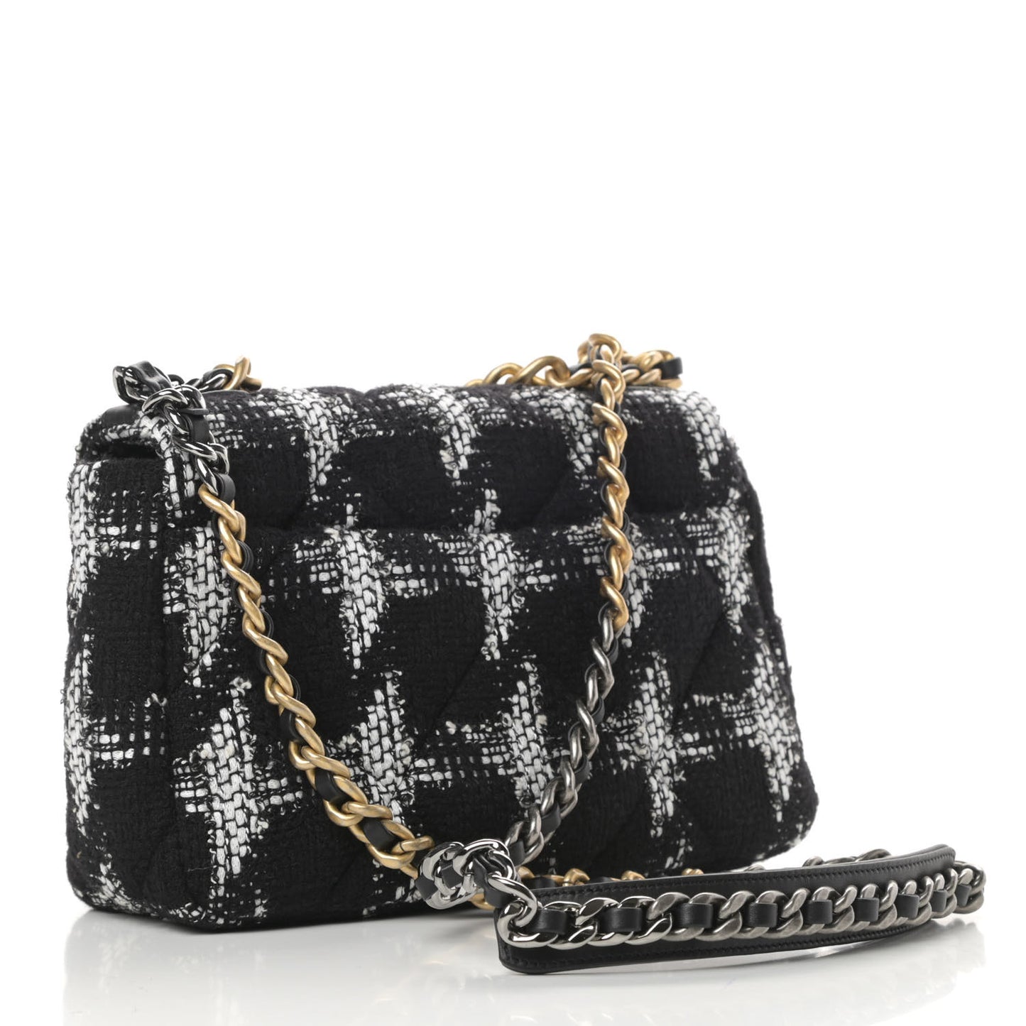 Tweed Quilted Medium Chanel 19 Flap Black White