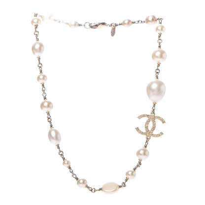 Chanel Pearl Precious Symbols CC Short Necklace Gold 3 of 5