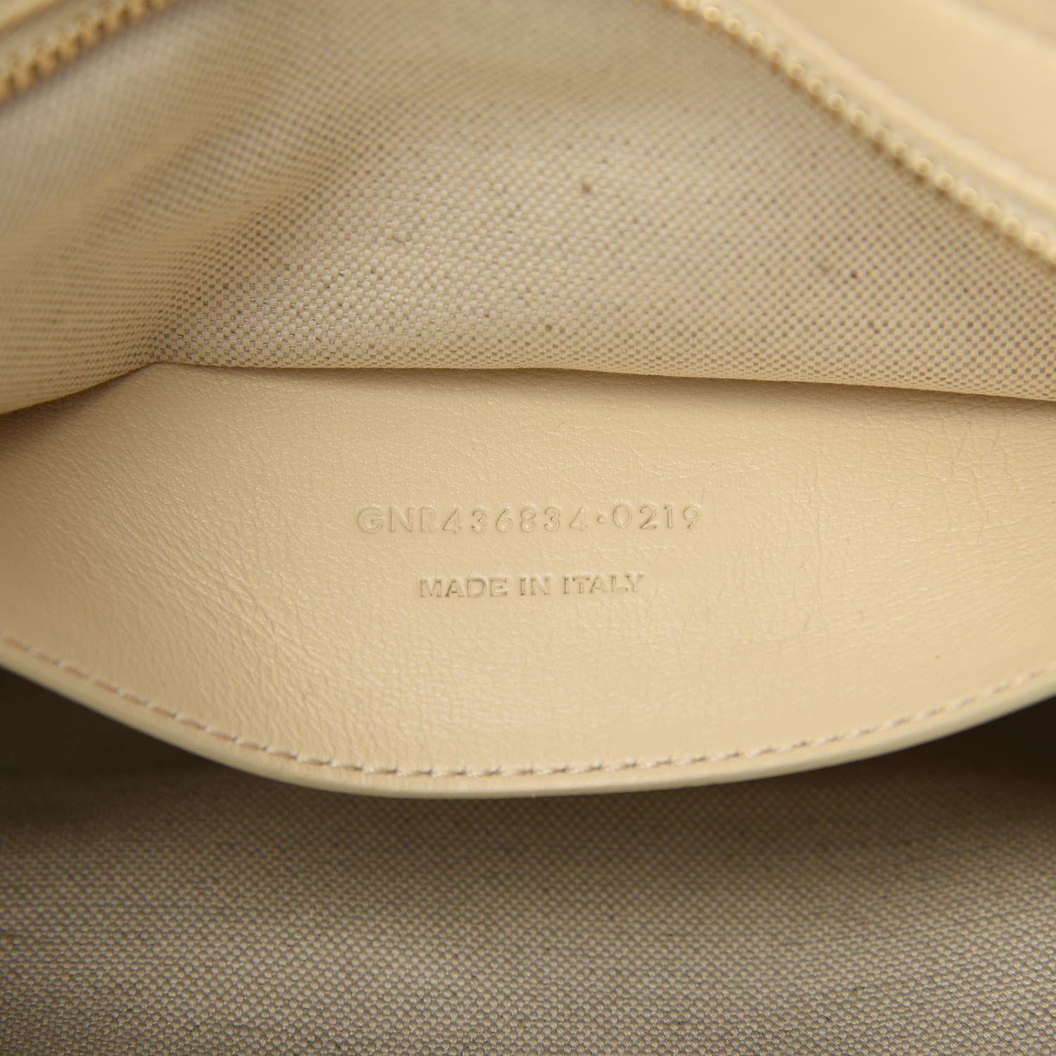 Saint Laurent Raffia Baby Monogram Downtown Cabas Naturale 9 of 9