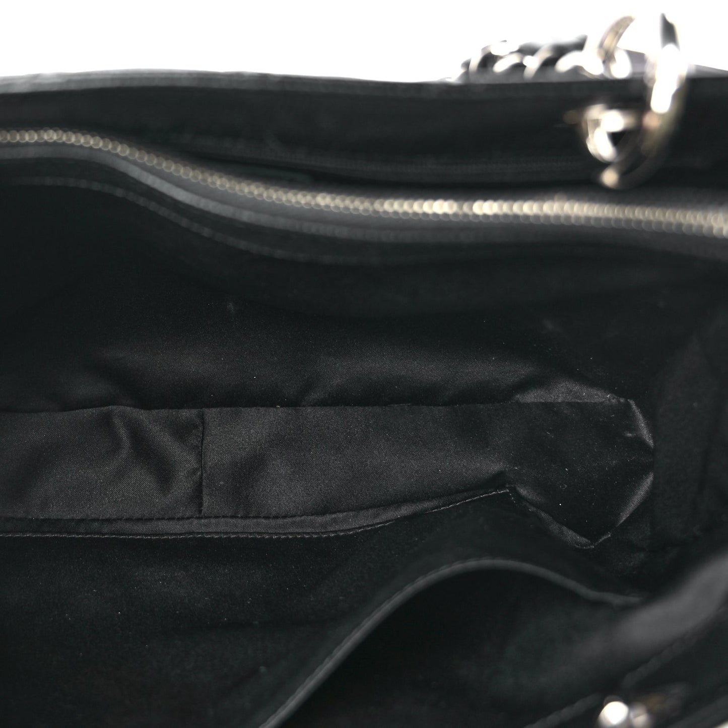 Caviar Quilted Grand Shopping Tote GST Black