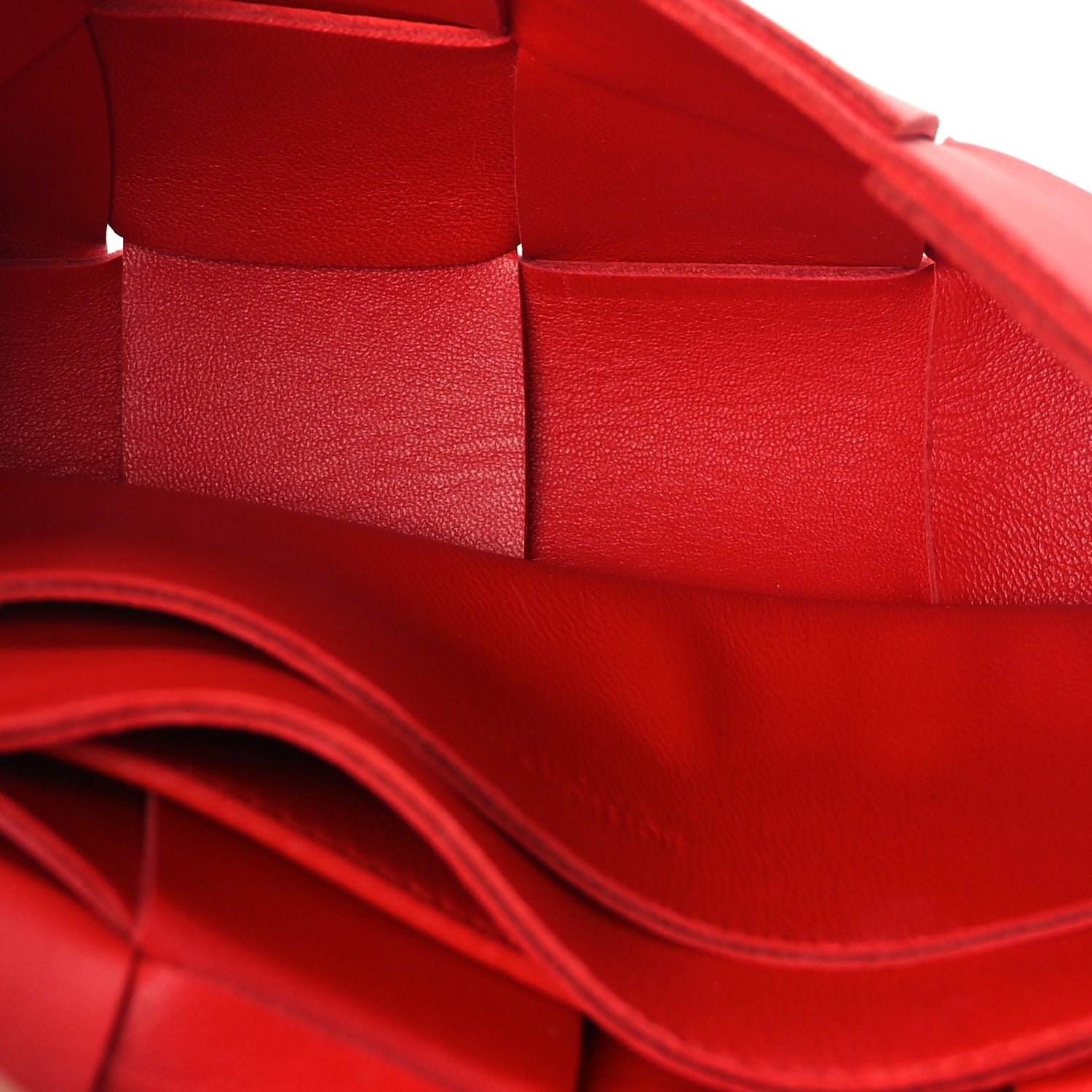 Bottega Veneta Nappa Maxi Intreccio The Belt Cassette Bag Chilli 4 of 8