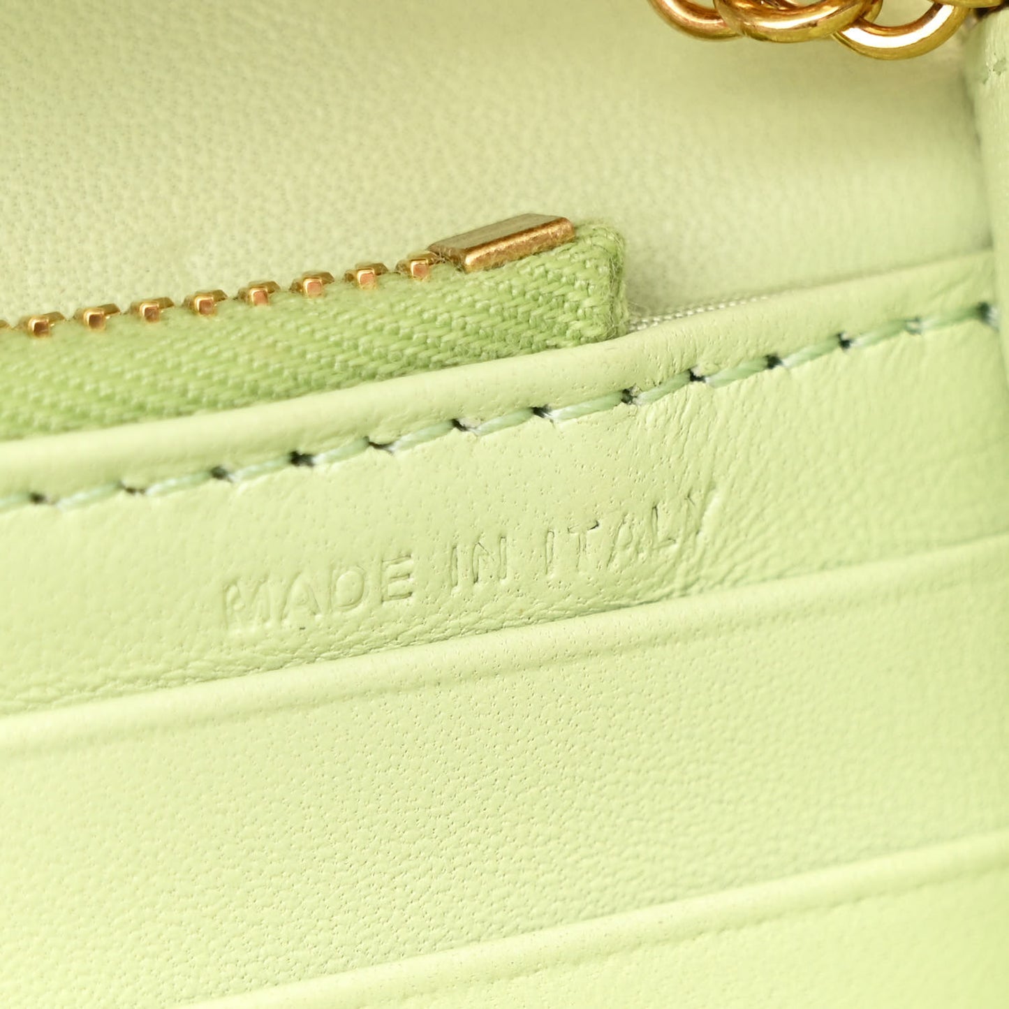 Nappa Roman Stud Wallet on Chain Ambrosia