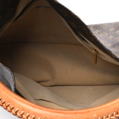 Louis Vuitton Monogram Artsy MM 4 of 9