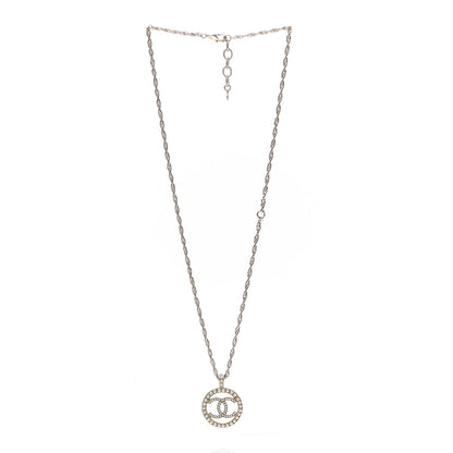 Chanel Pearl CC Round Pendant Necklace Gold 3 of 7