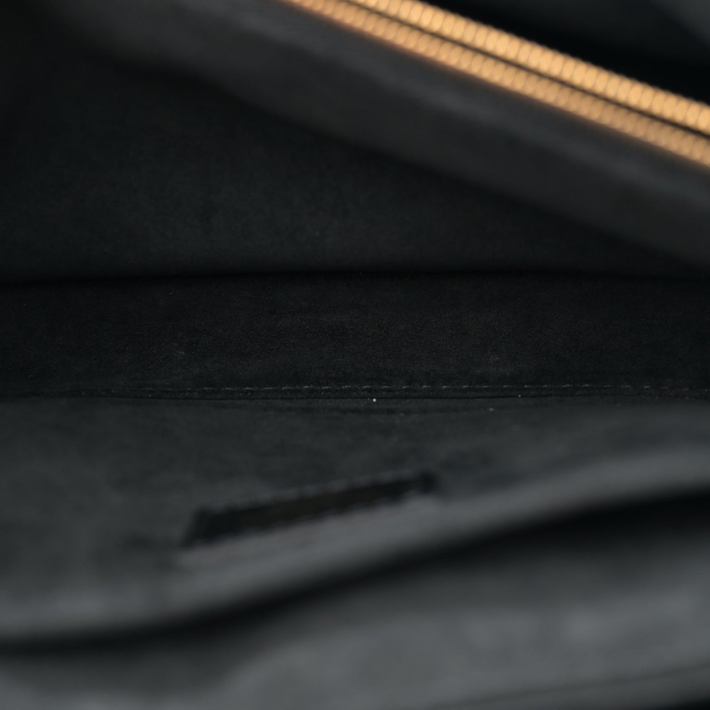 Calfskin New Wave Chain Bag MM NM Black