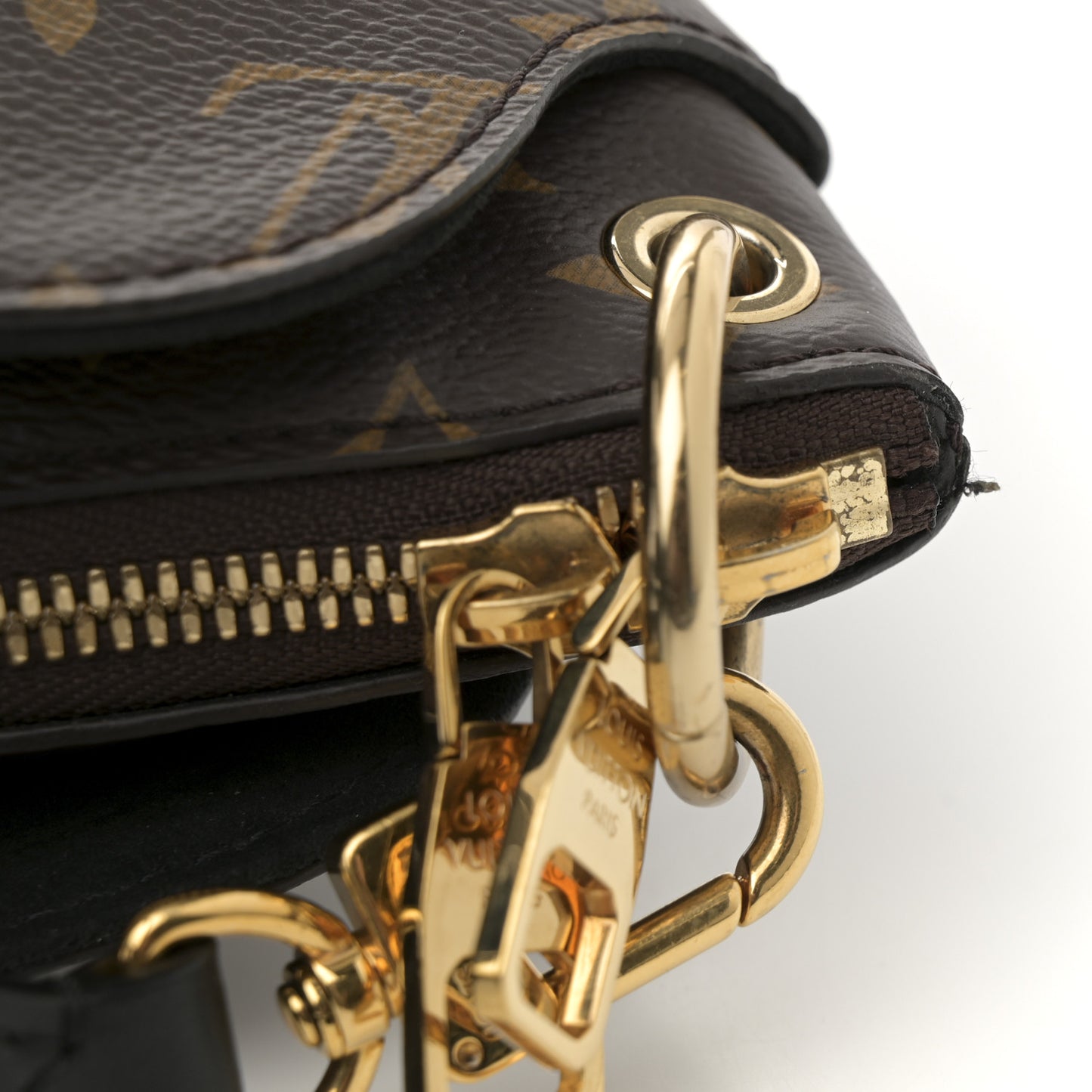 Monogram Flower Zipped Tote MM Black