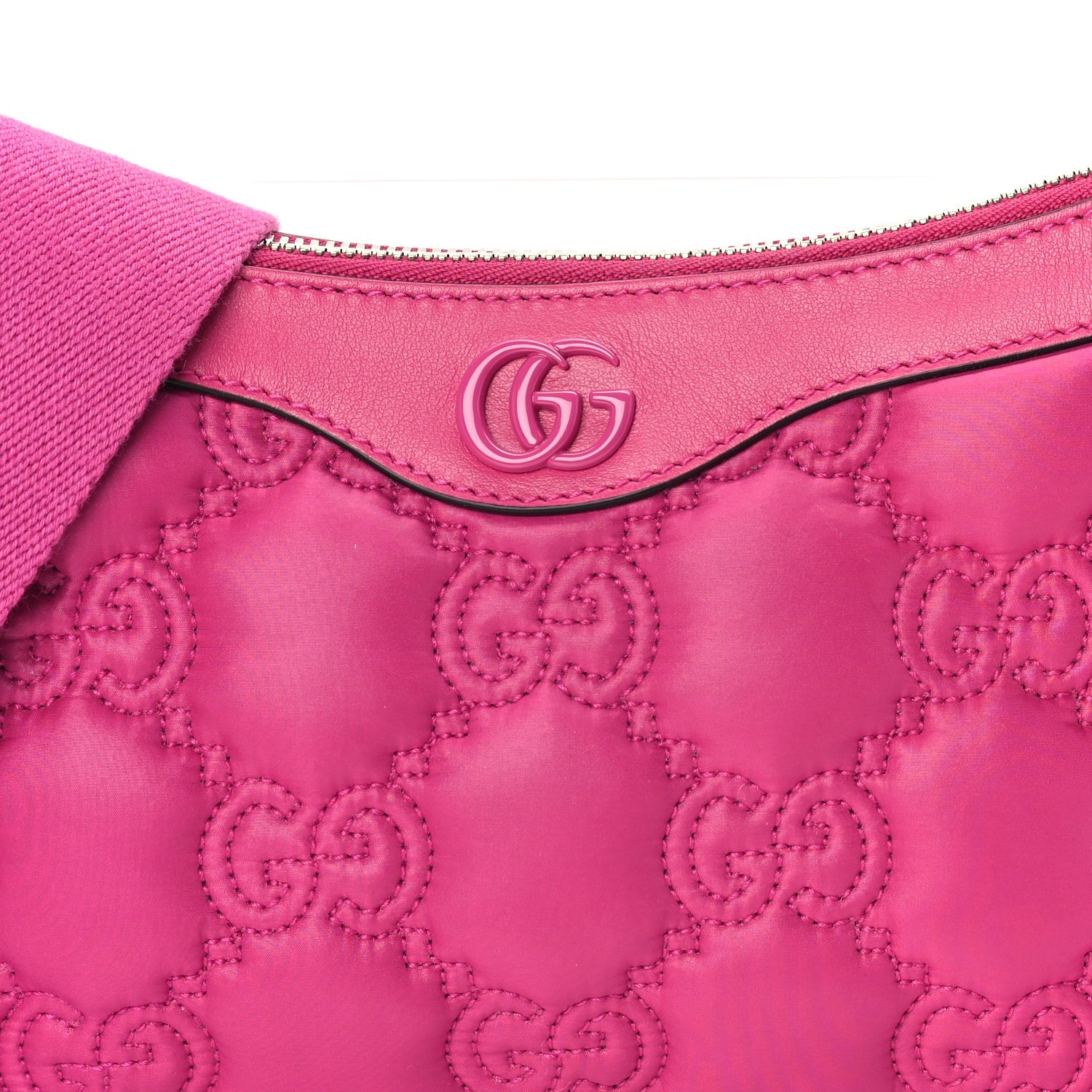 Gucci Nylon Calfskin Enamel GG Matelasse Chain Handbag  Lovely 6 of 8