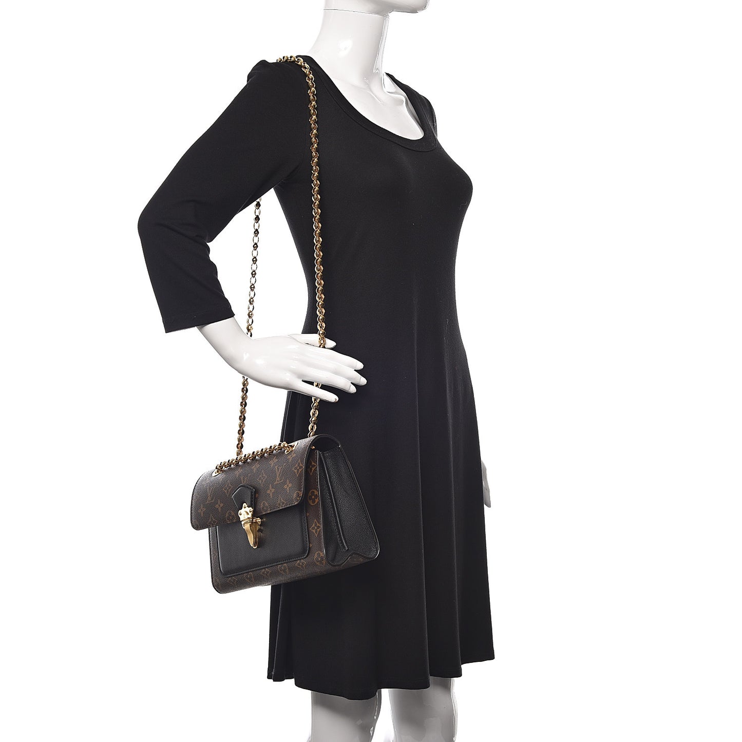 Monogram Victoire Black