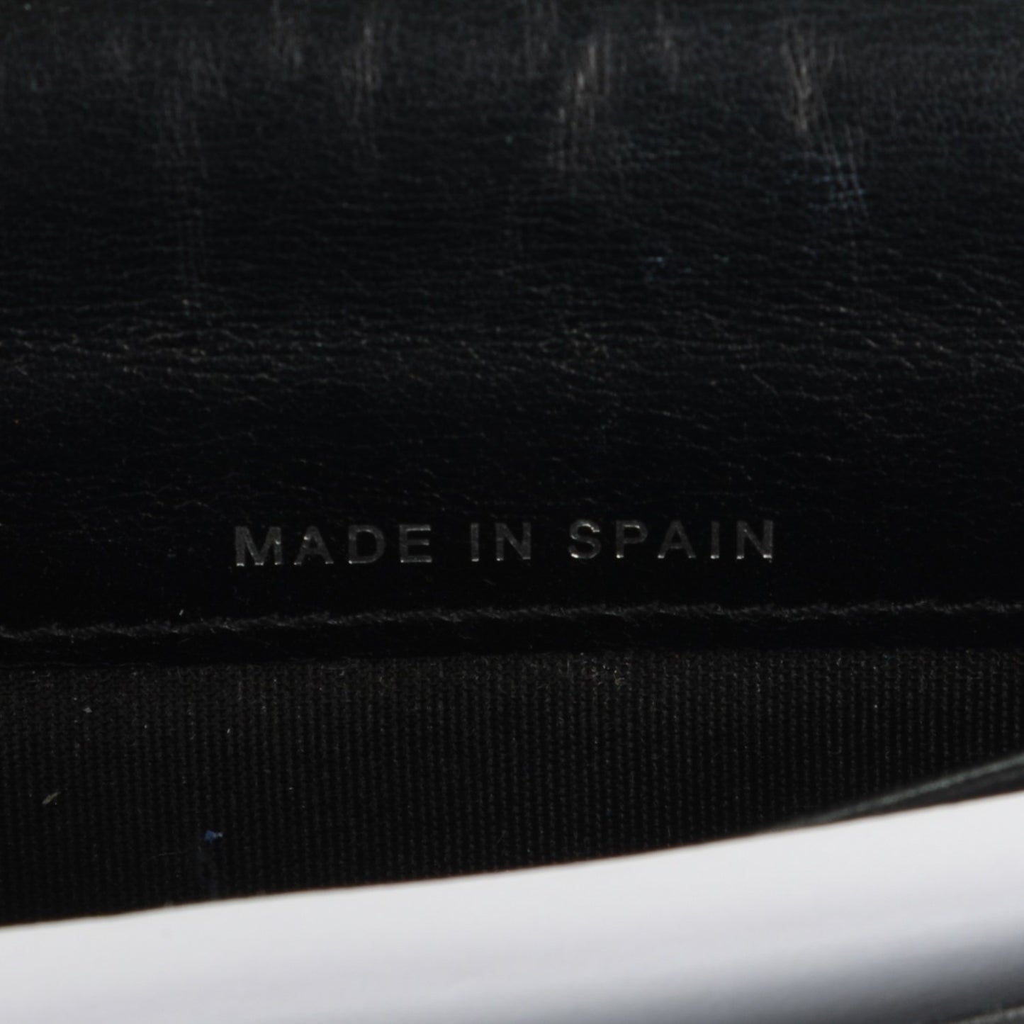 Caviar Timeless CC Yen Wallet Black