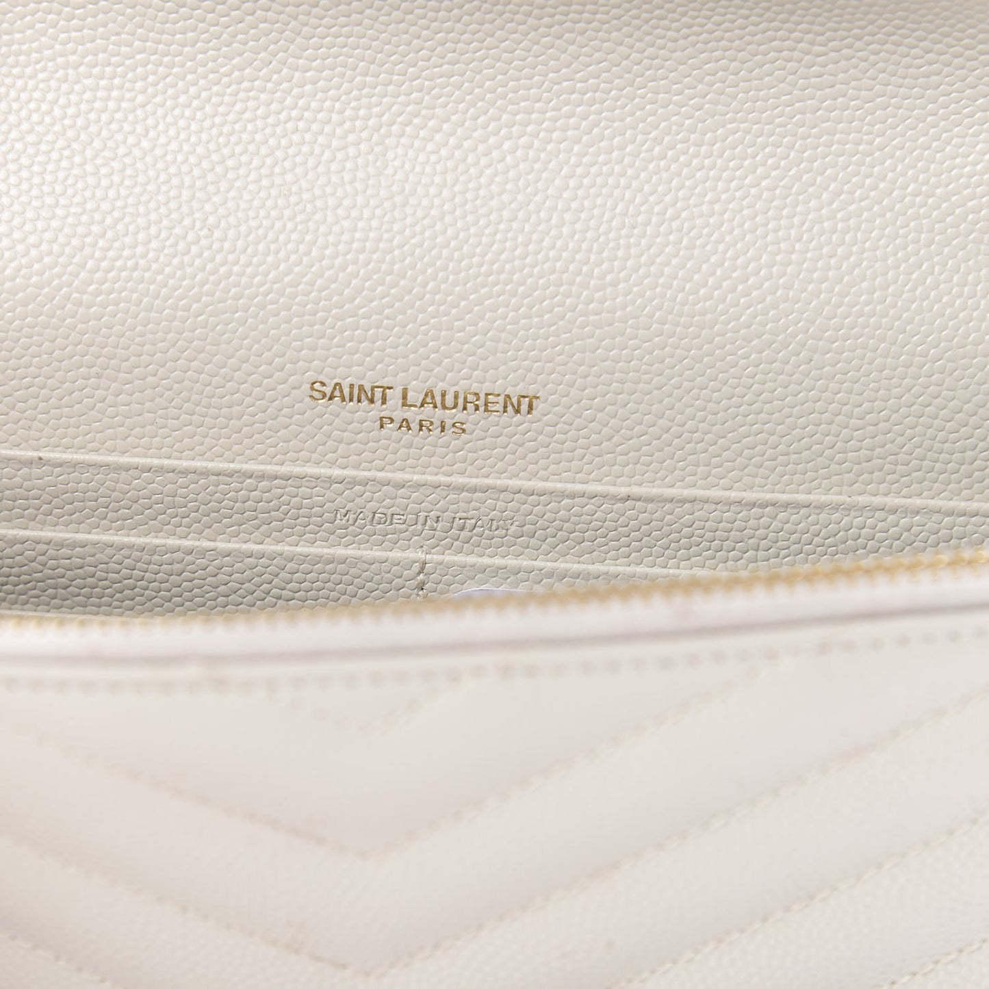 Grain De Poudre Matelasse Chevron Monogram Envelope Chain Crema Soft