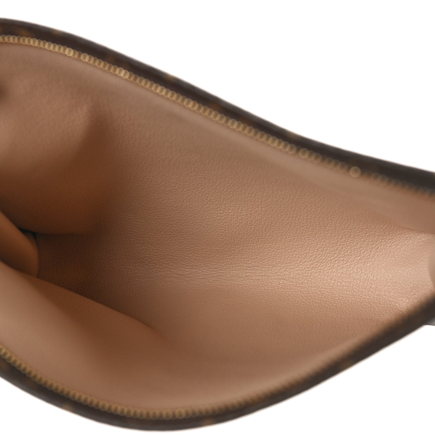 Louis Vuitton Monogram Toiletry Pouch 26 5 of 9